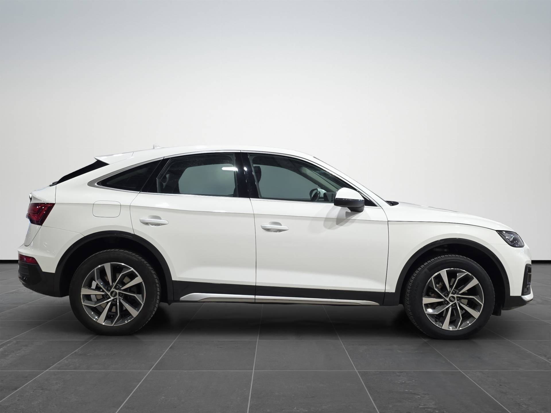 AUDI Q5 Q5 Sportback 40 2.0 tdi mhev 12V Business Advanced quattro s tronic usata in pronta consegna - Brandini