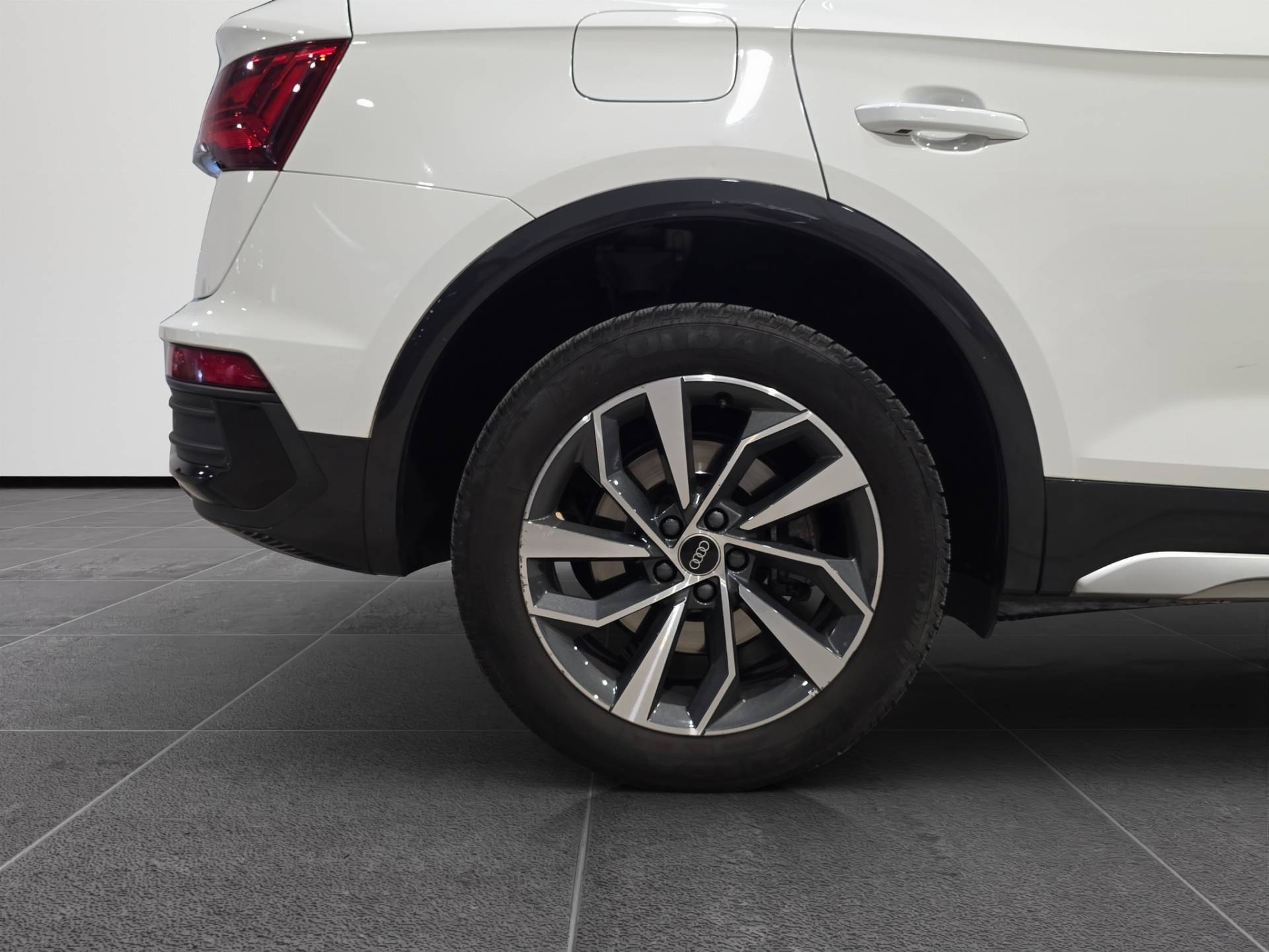 AUDI Q5 Q5 Sportback 40 2.0 tdi mhev 12V Business Advanced quattro s tronic usata in pronta consegna - Brandini