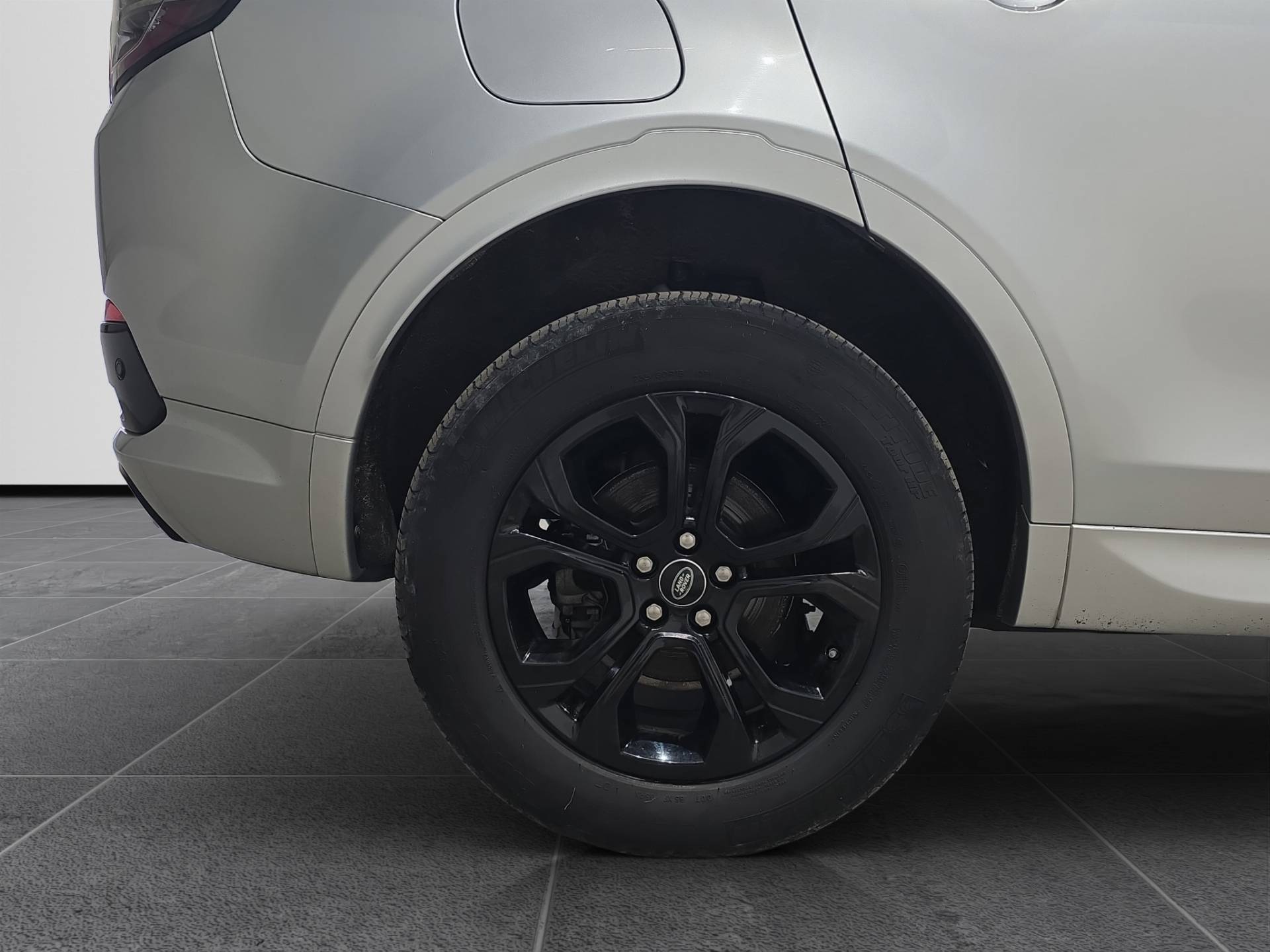 Auto Venduta - LAND ROVER Discovery Sport Discovery Sport 2.0d i4 mhev R-Dynamic SE awd 150cv auto usata in pronta consegna - Brandini