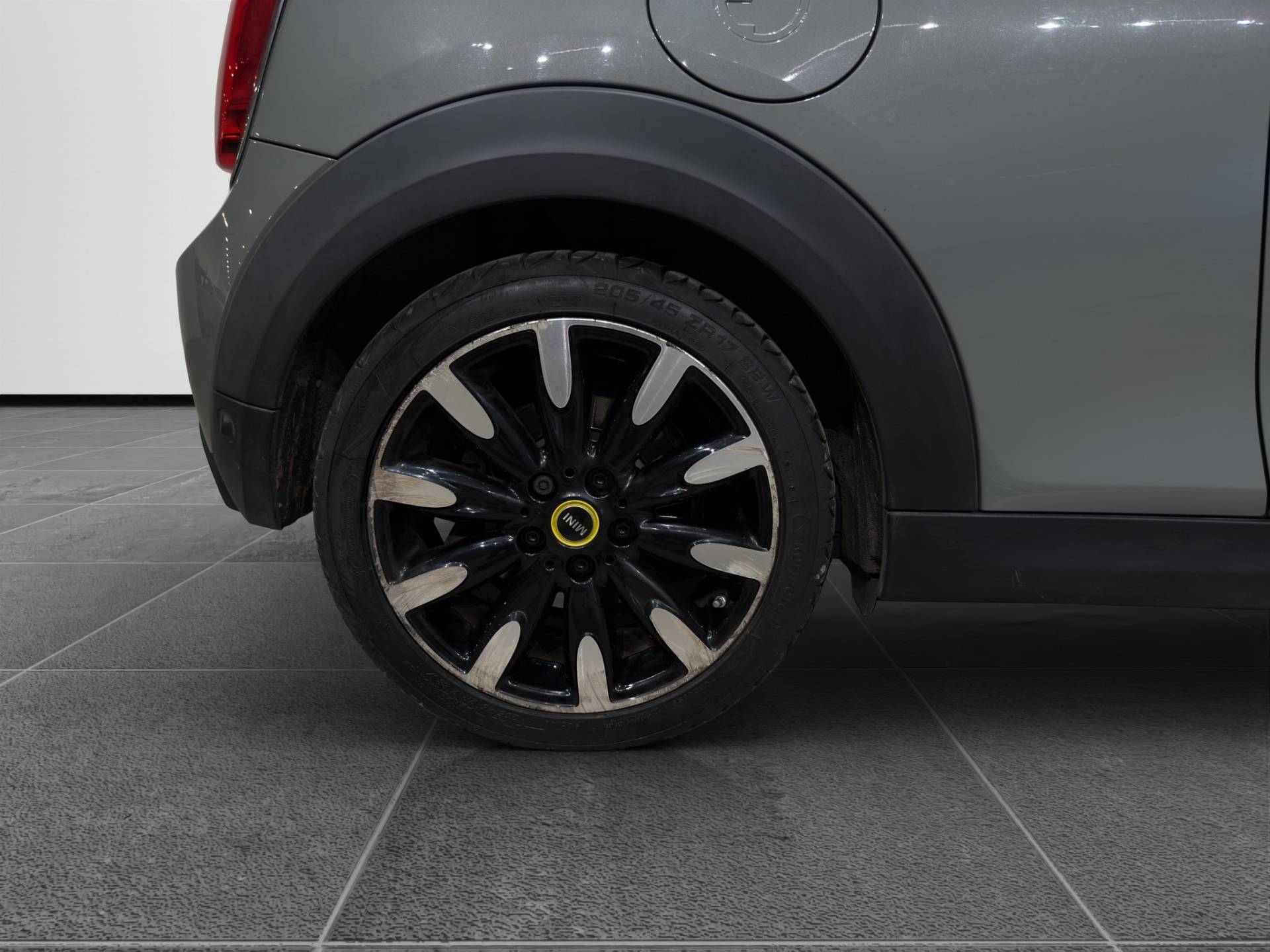 MINI Mini Full Electric Mini 3p Cooper SE Yours auto usata in pronta consegna - Brandini