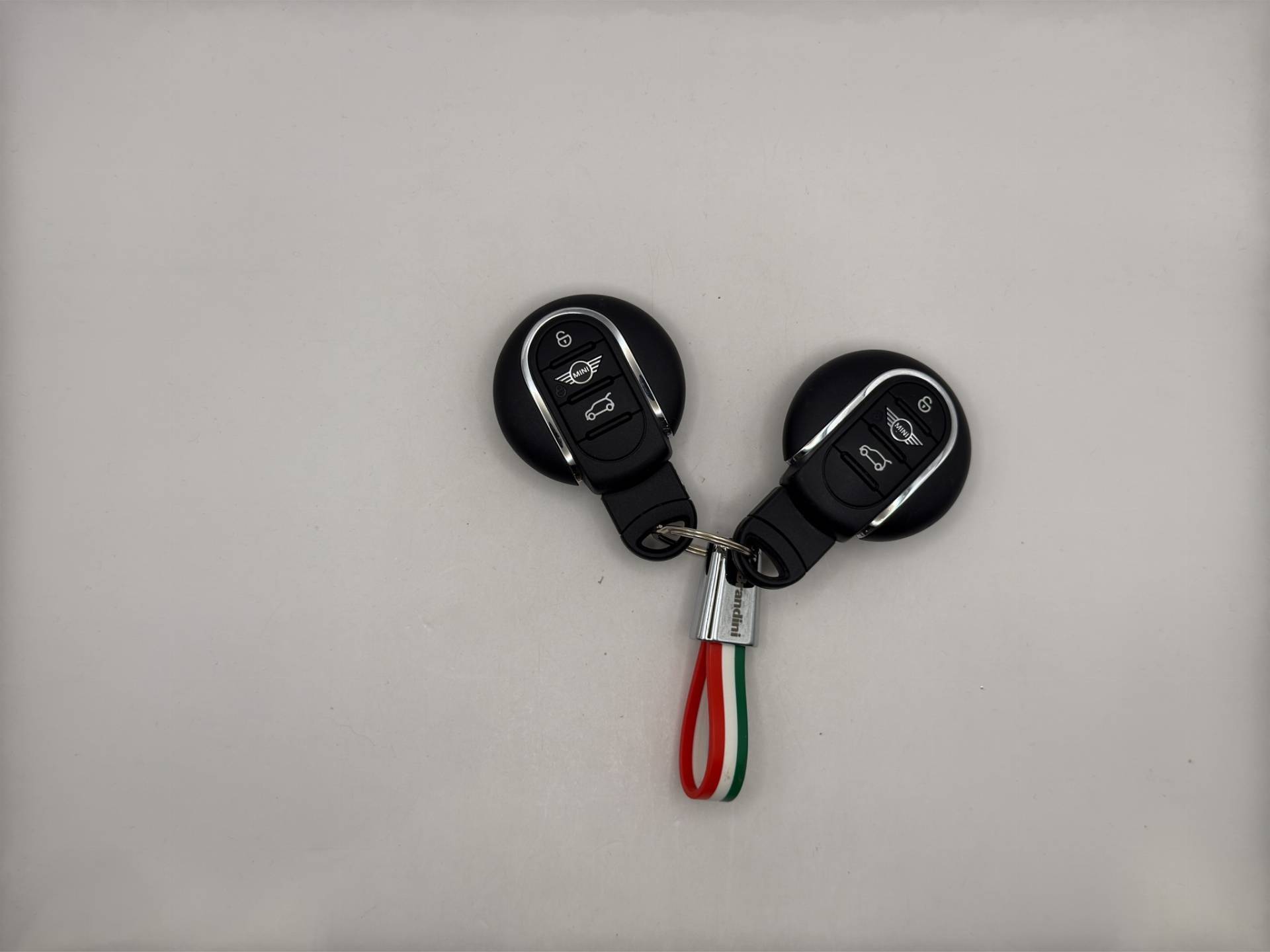 MINI Mini Full Electric Mini 3p Cooper SE Yours auto usata in pronta consegna - Brandini