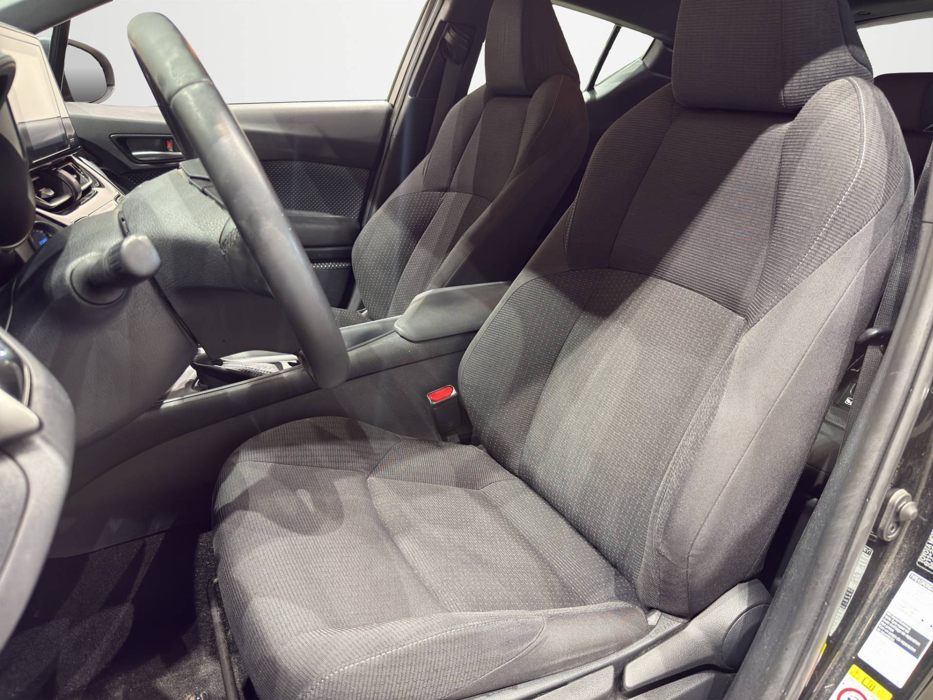 Auto Venduta - TOYOTA C-HR C-HR 1.8h Active 2wd e-cvt usata in pronta consegna - Brandini