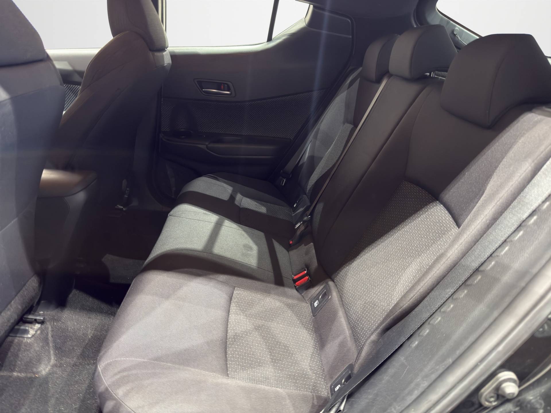Auto Venduta - TOYOTA C-HR C-HR 1.8h Active 2wd e-cvt usata in pronta consegna - Brandini