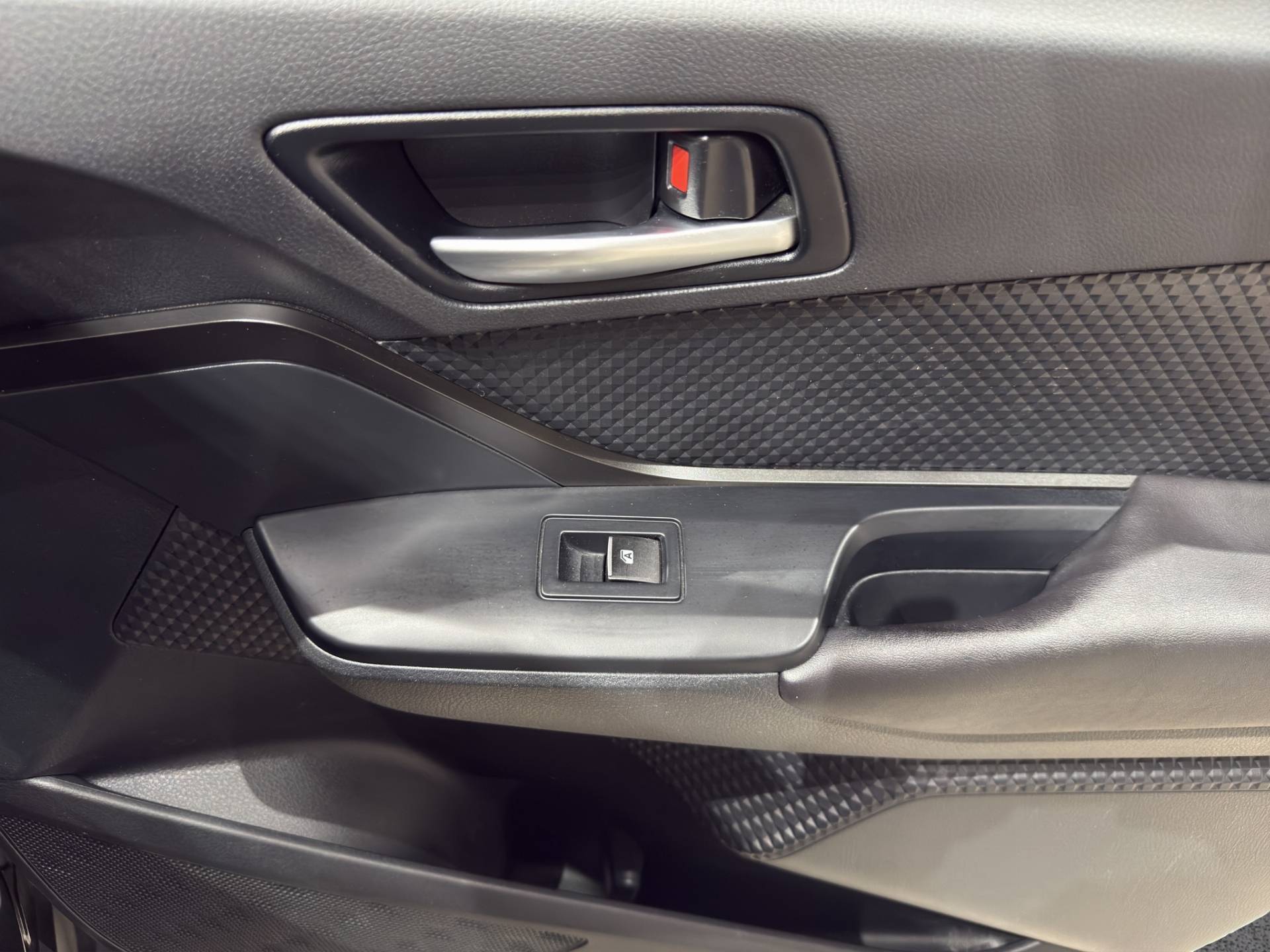 Auto Venduta - TOYOTA C-HR C-HR 1.8h Active 2wd e-cvt usata in pronta consegna - Brandini