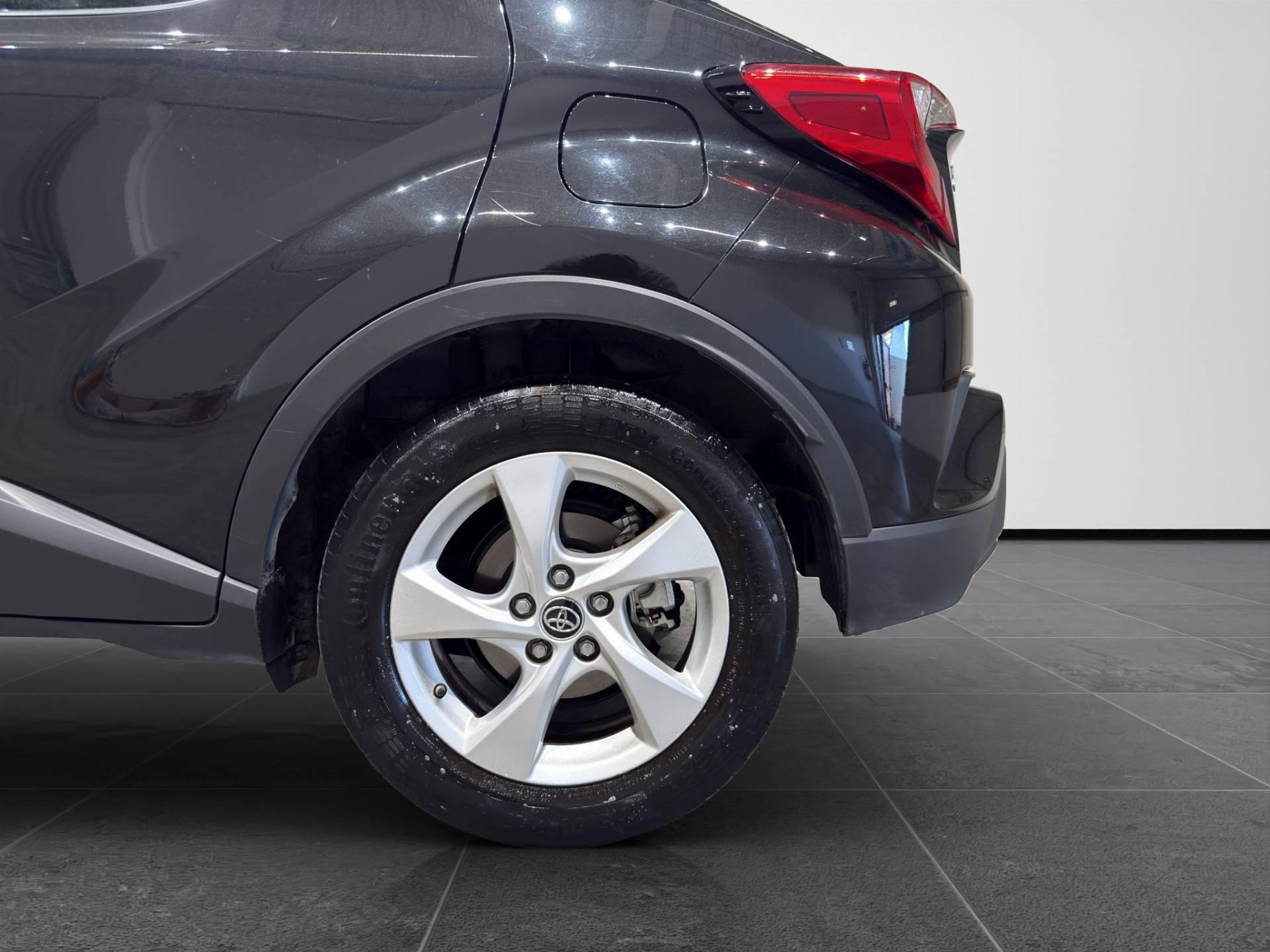Auto Venduta - TOYOTA C-HR C-HR 1.8h Active 2wd e-cvt usata in pronta consegna - Brandini