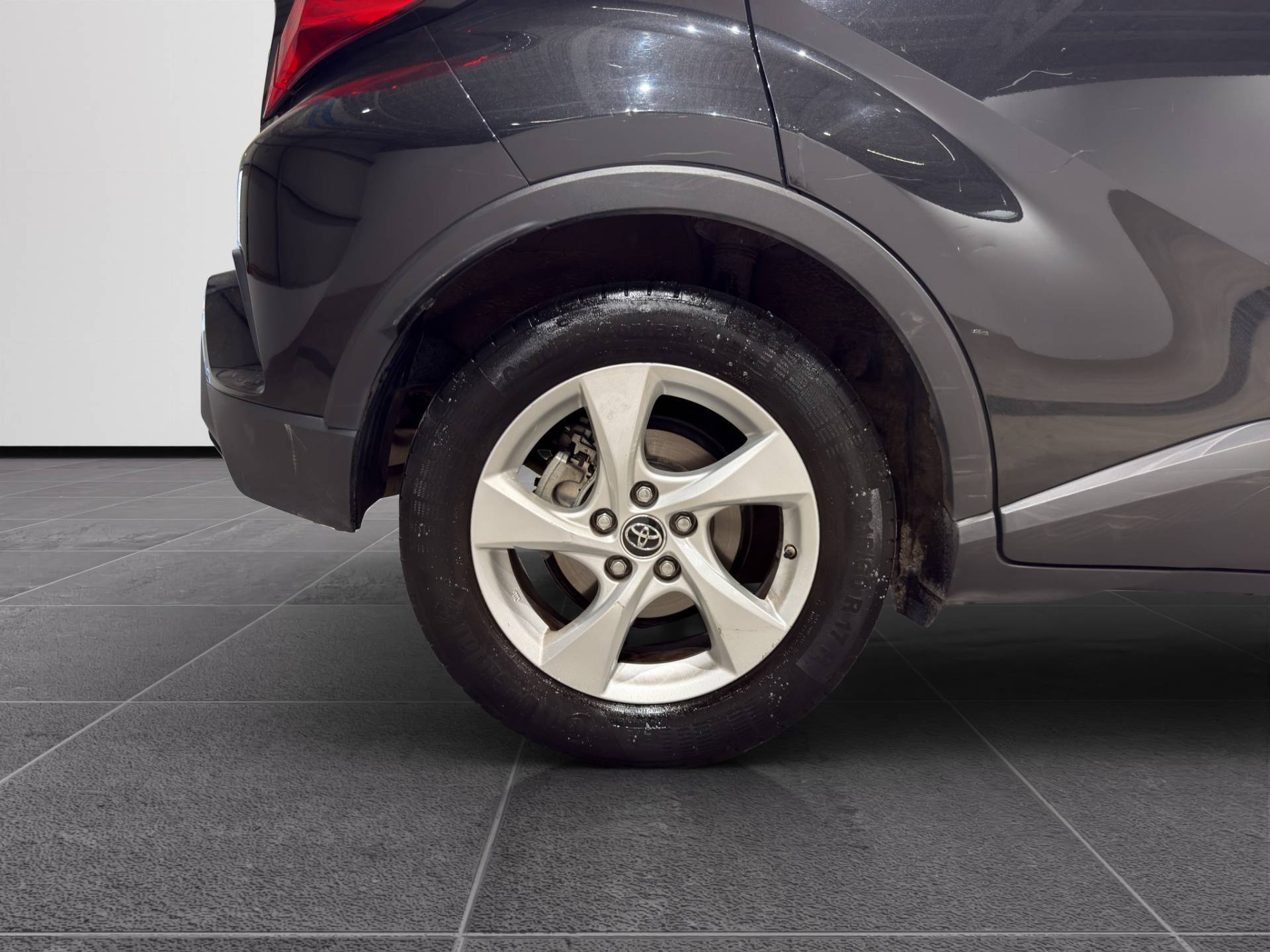 Auto Venduta - TOYOTA C-HR C-HR 1.8h Active 2wd e-cvt usata in pronta consegna - Brandini