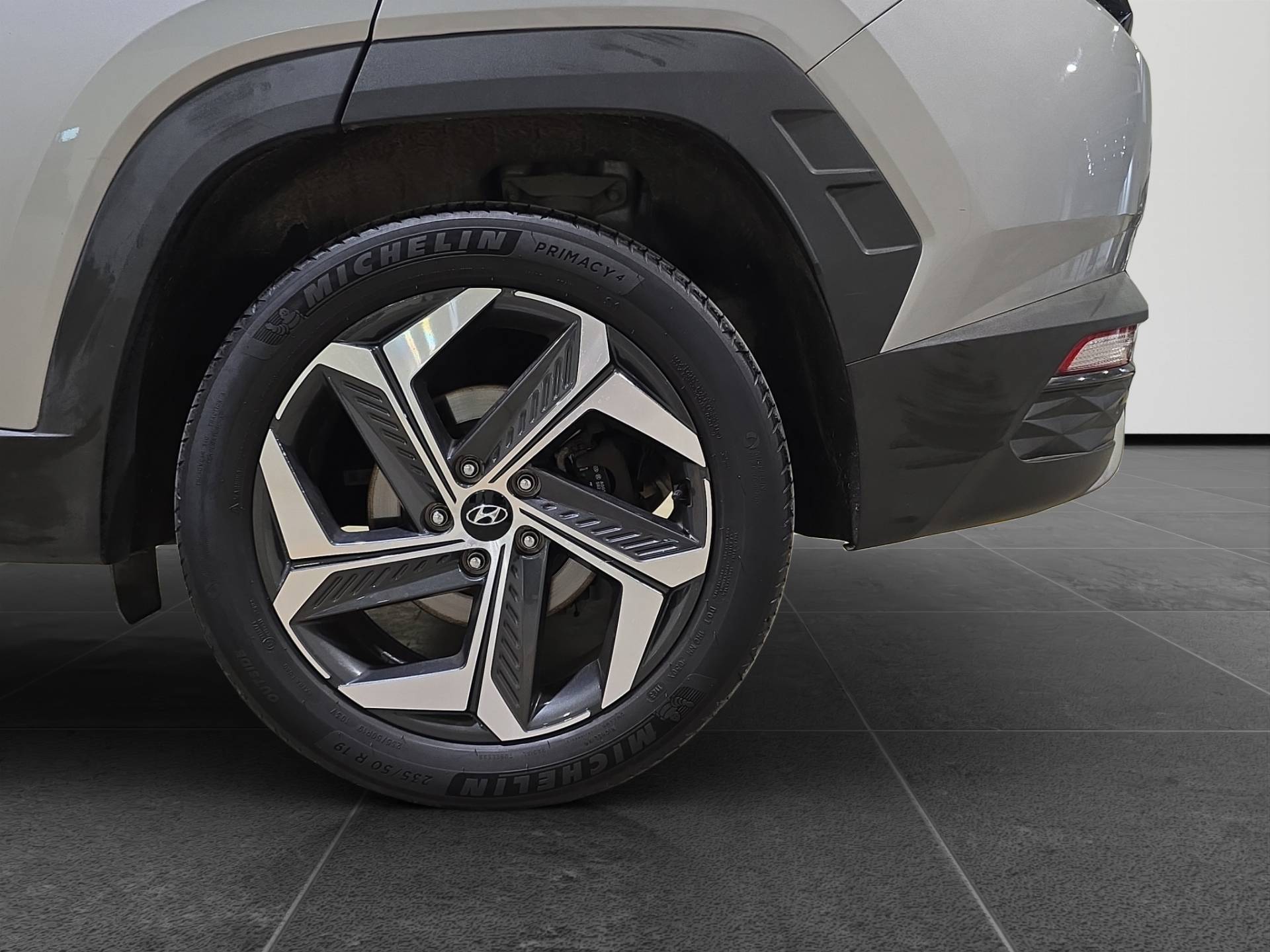 Auto Venduta - HYUNDAI Tucson Tucson 1.6 hev Exellence 2wd auto usata in pronta consegna - Brandini