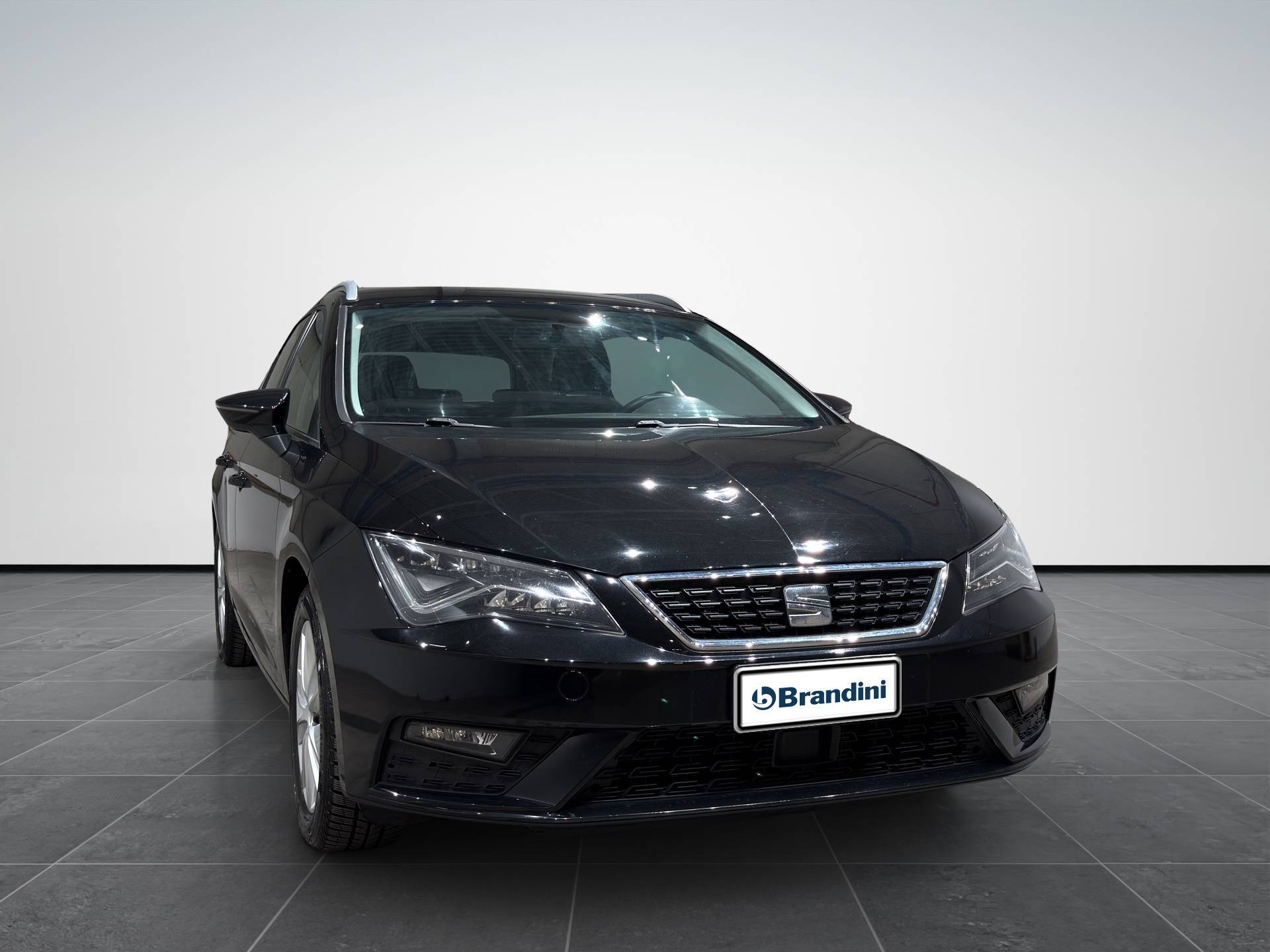 SEAT Leon Leon ST 1.6 tdi Business 115cv dsg my19 usata in pronta consegna - Brandini