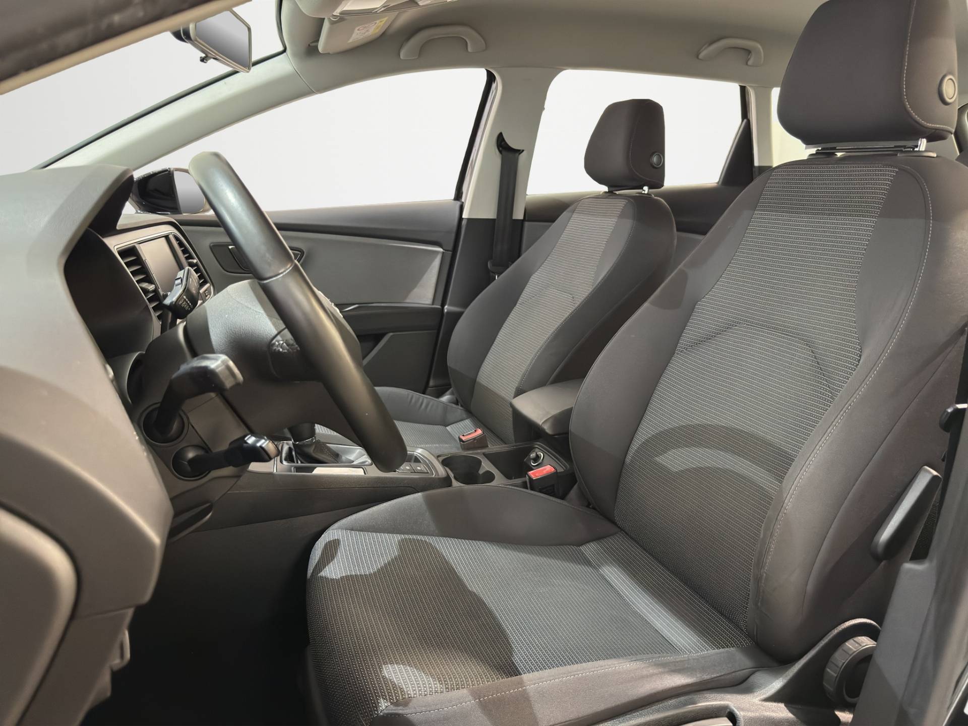SEAT Leon Leon ST 1.6 tdi Business 115cv dsg my19 usata in pronta consegna - Brandini