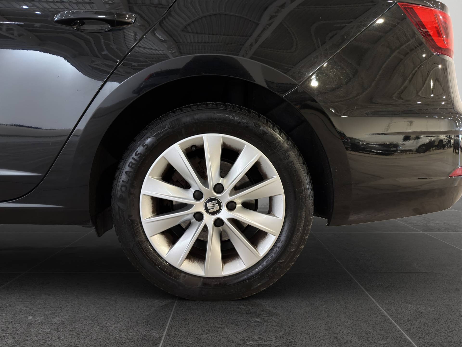 SEAT Leon Leon ST 1.6 tdi Business 115cv dsg my19 usata in pronta consegna - Brandini