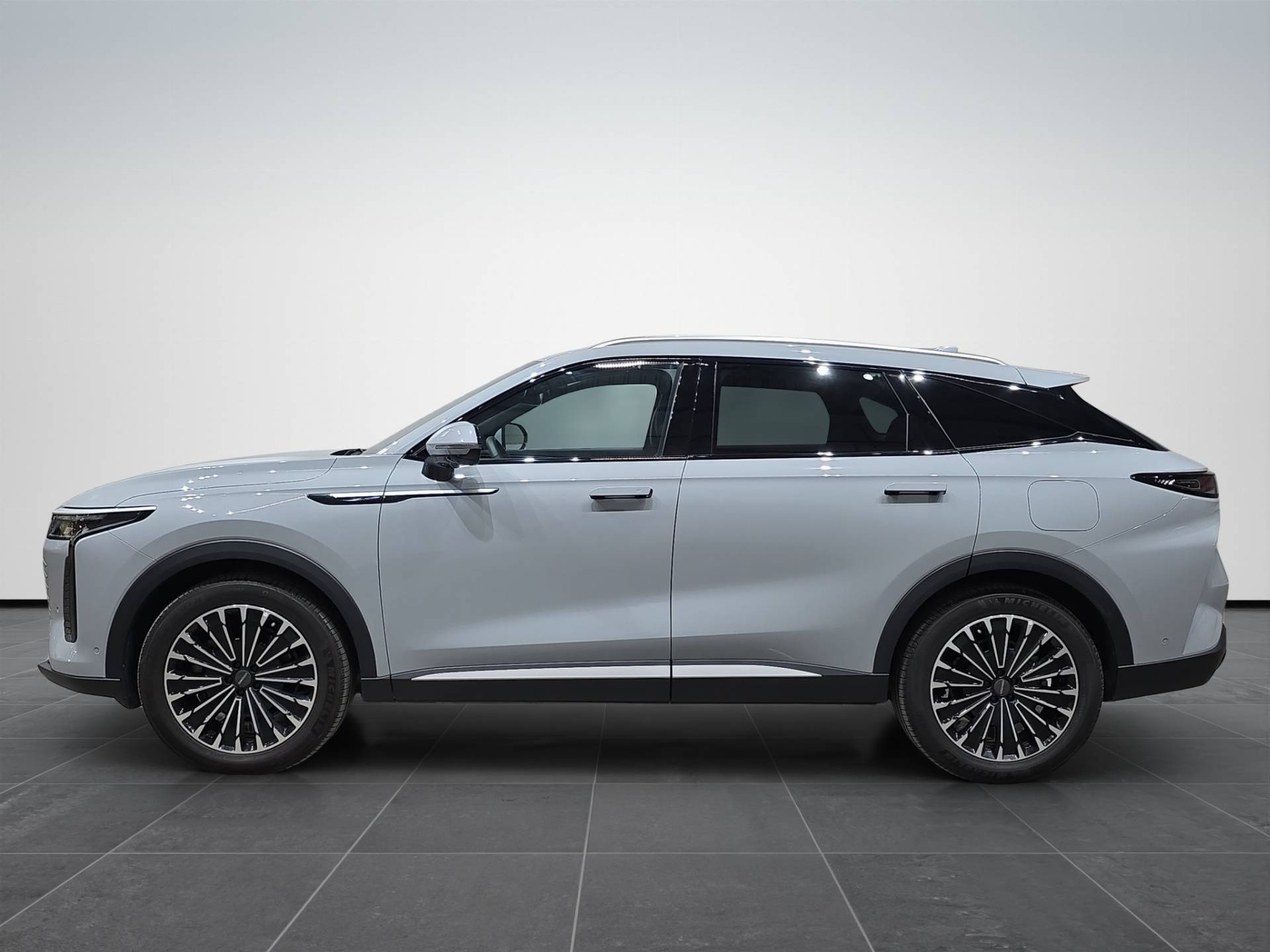 OMODA OMODA 9 Omoda 9 1.5 tgdi phev Premium i-awd usata in pronta consegna - Brandini