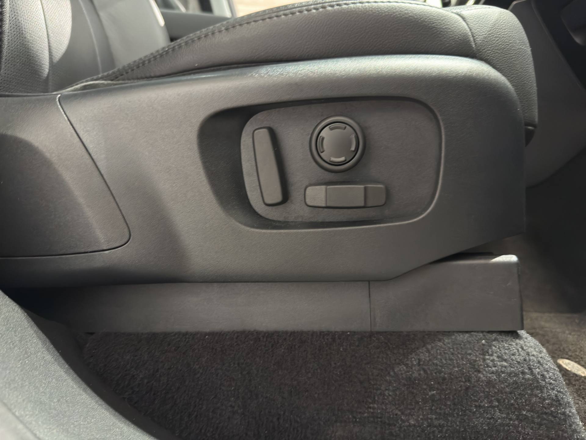 Auto Venduta - LAND ROVER Discovery Sport Discovery 2.0 sd4 SE 240cv 7p.ti auto my19 usata in pronta consegna - Brandini