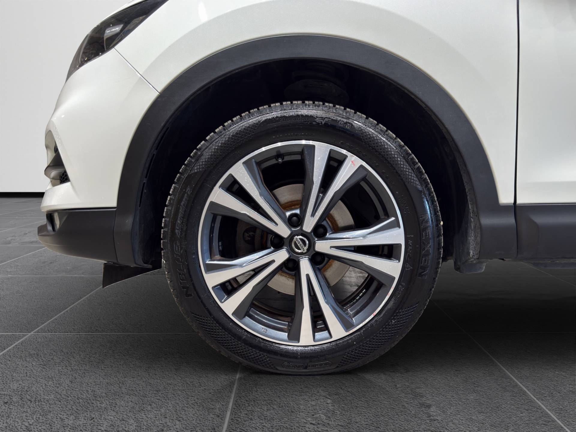 NISSAN Qashqai Qashqai 1.3 dig-t Acenta Premium 140cv usata in pronta consegna - Brandini