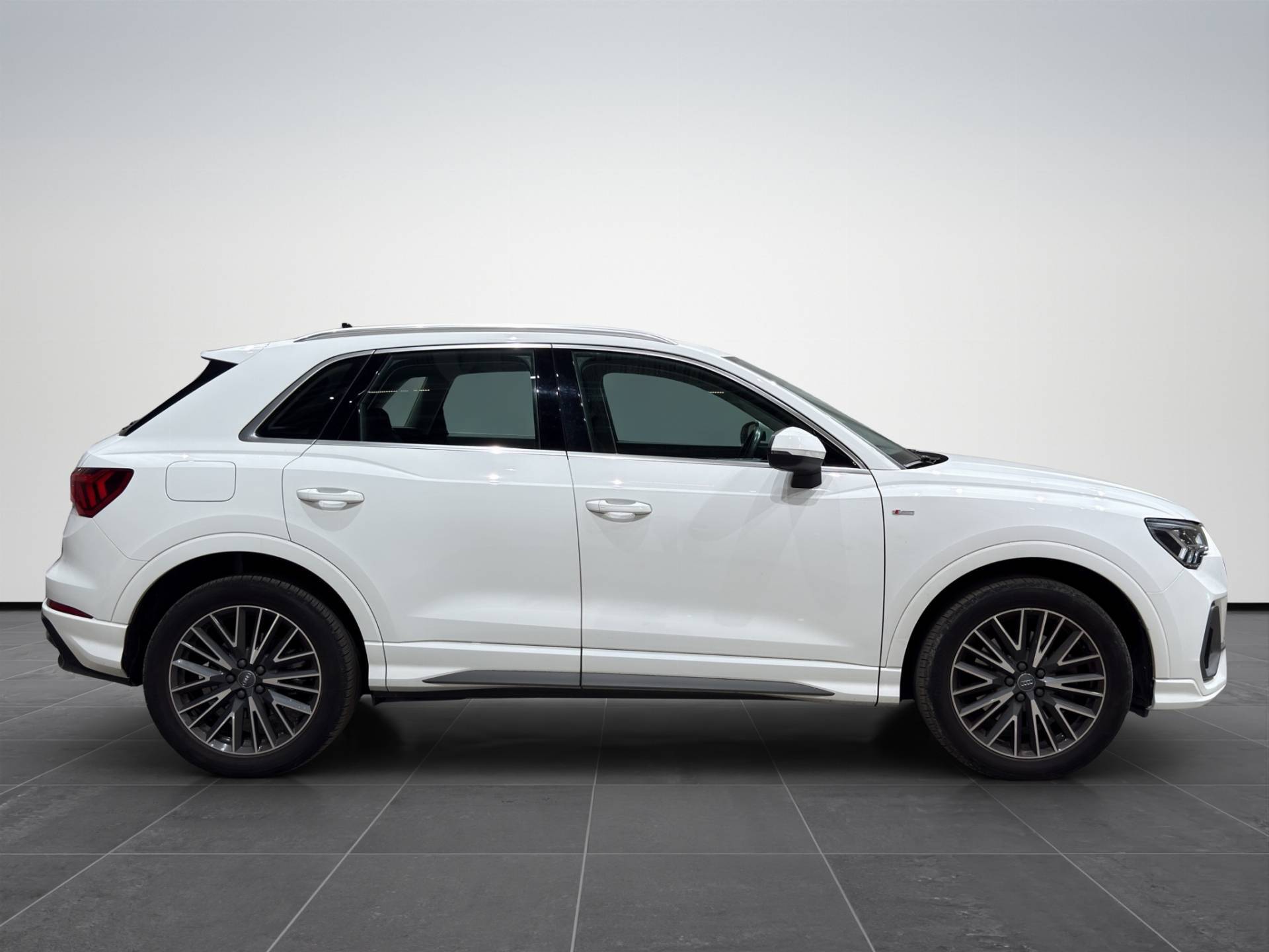 AUDI Q3 Q3 45 1.4 tfsi e S Line Edition s-tronic usata in pronta consegna - Brandini