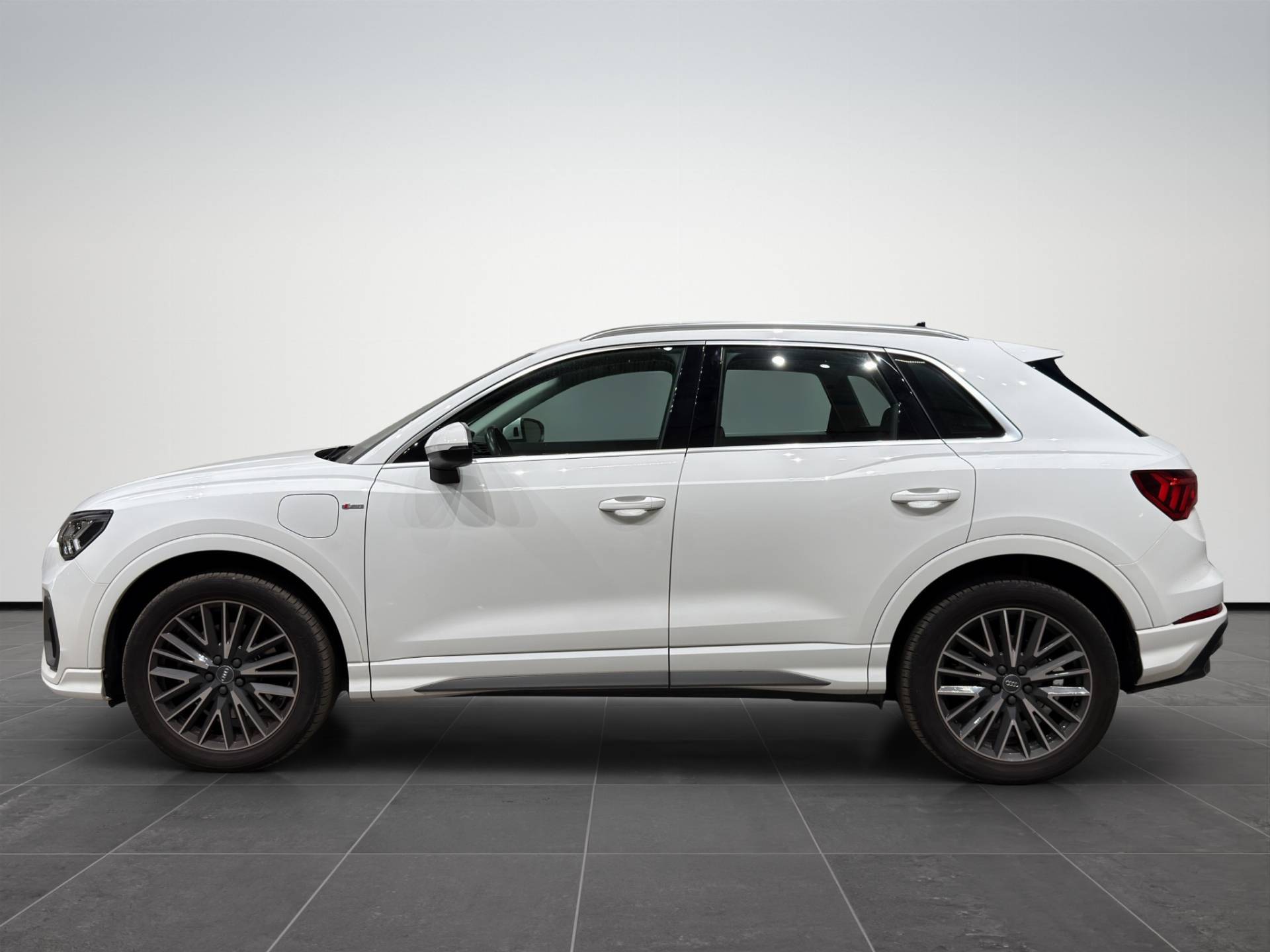 AUDI Q3 Q3 45 1.4 tfsi e S Line Edition s-tronic usata in pronta consegna - Brandini