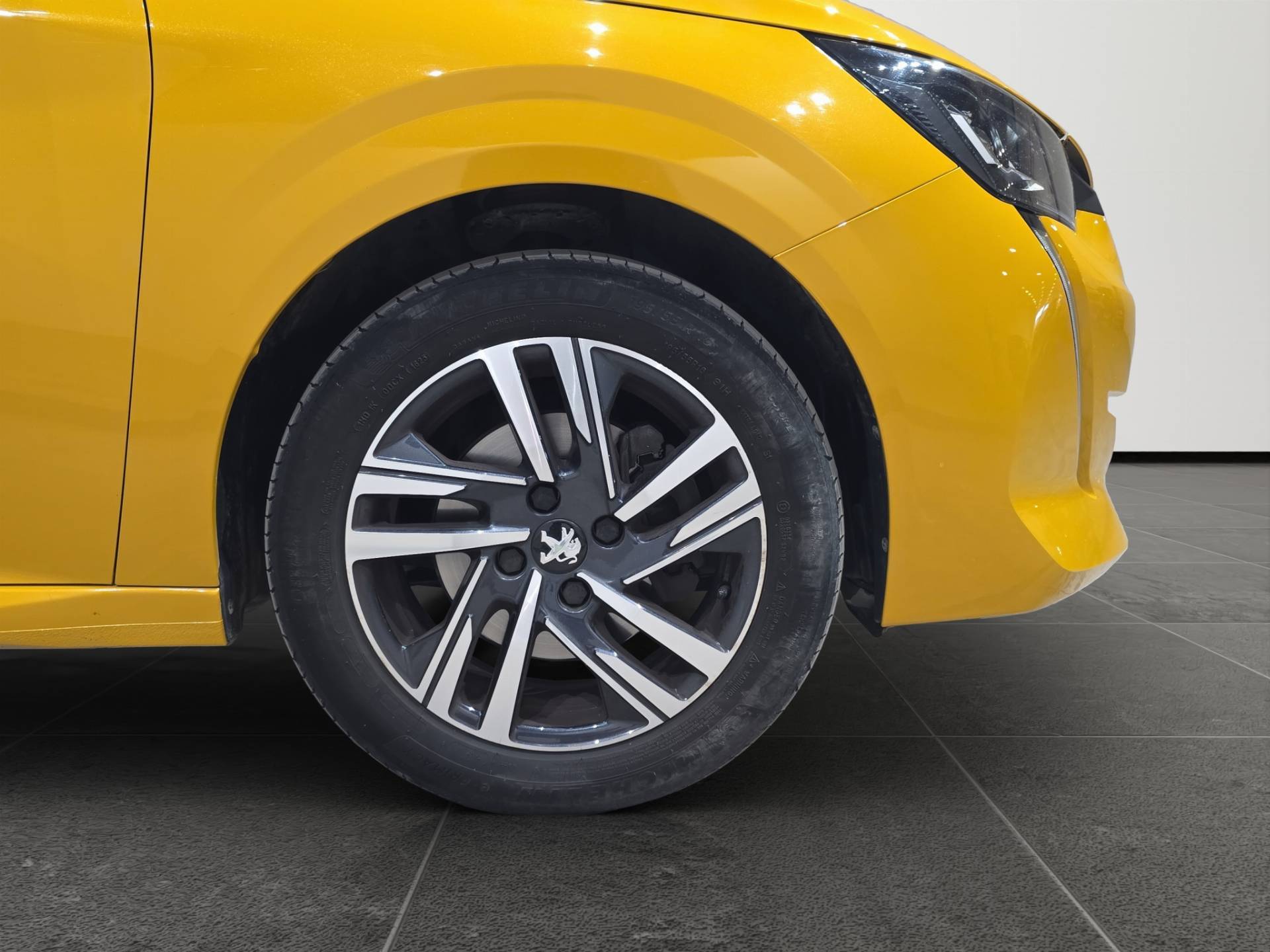 PEUGEOT 208 208 1.2 puretech GT s&s 100cv eat8 usata in pronta consegna - Brandini