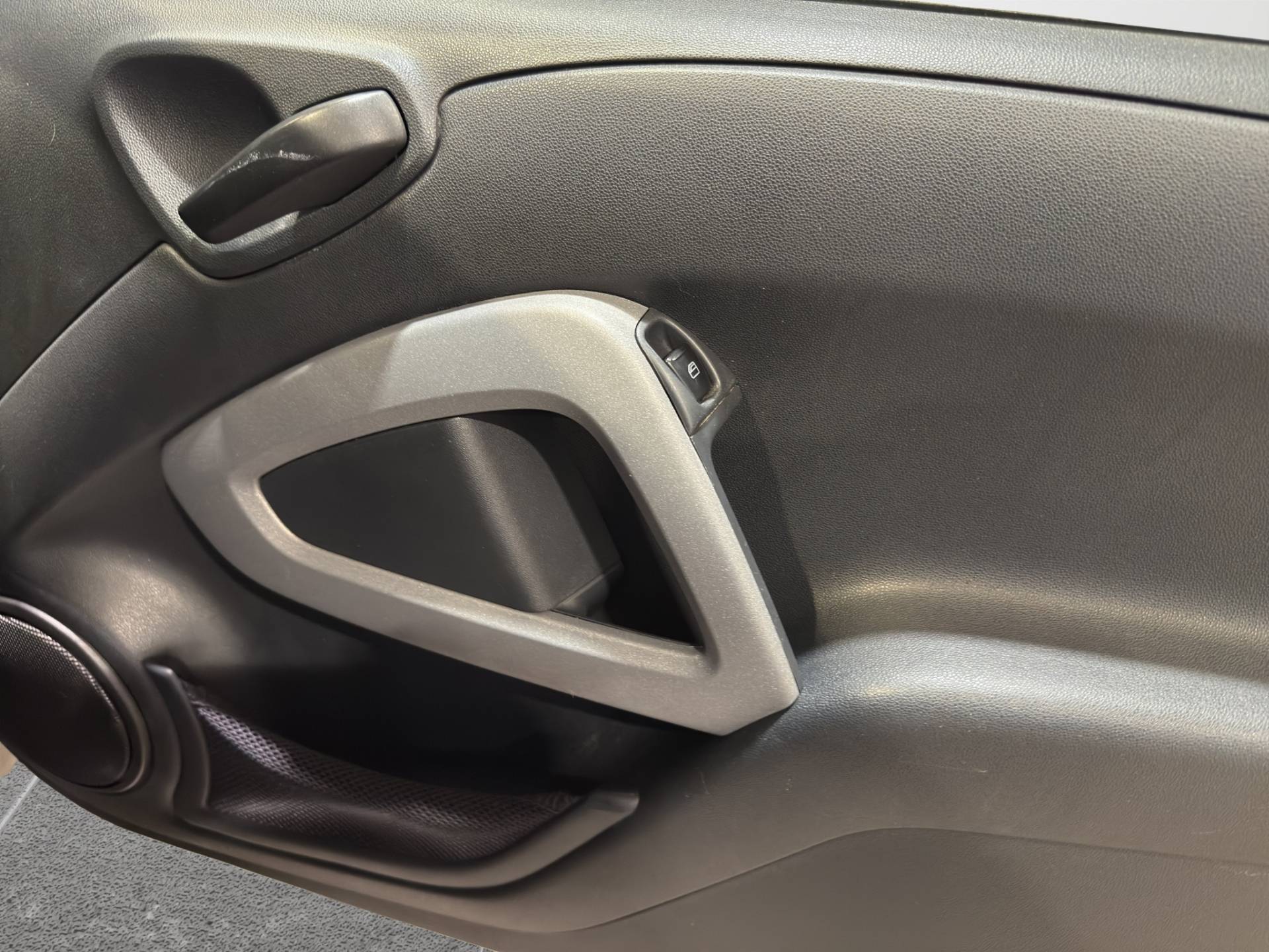 Auto Venduta - SMART Fortwo Fortwo 1.0 mhd Pure 71cv usata in pronta consegna - Brandini