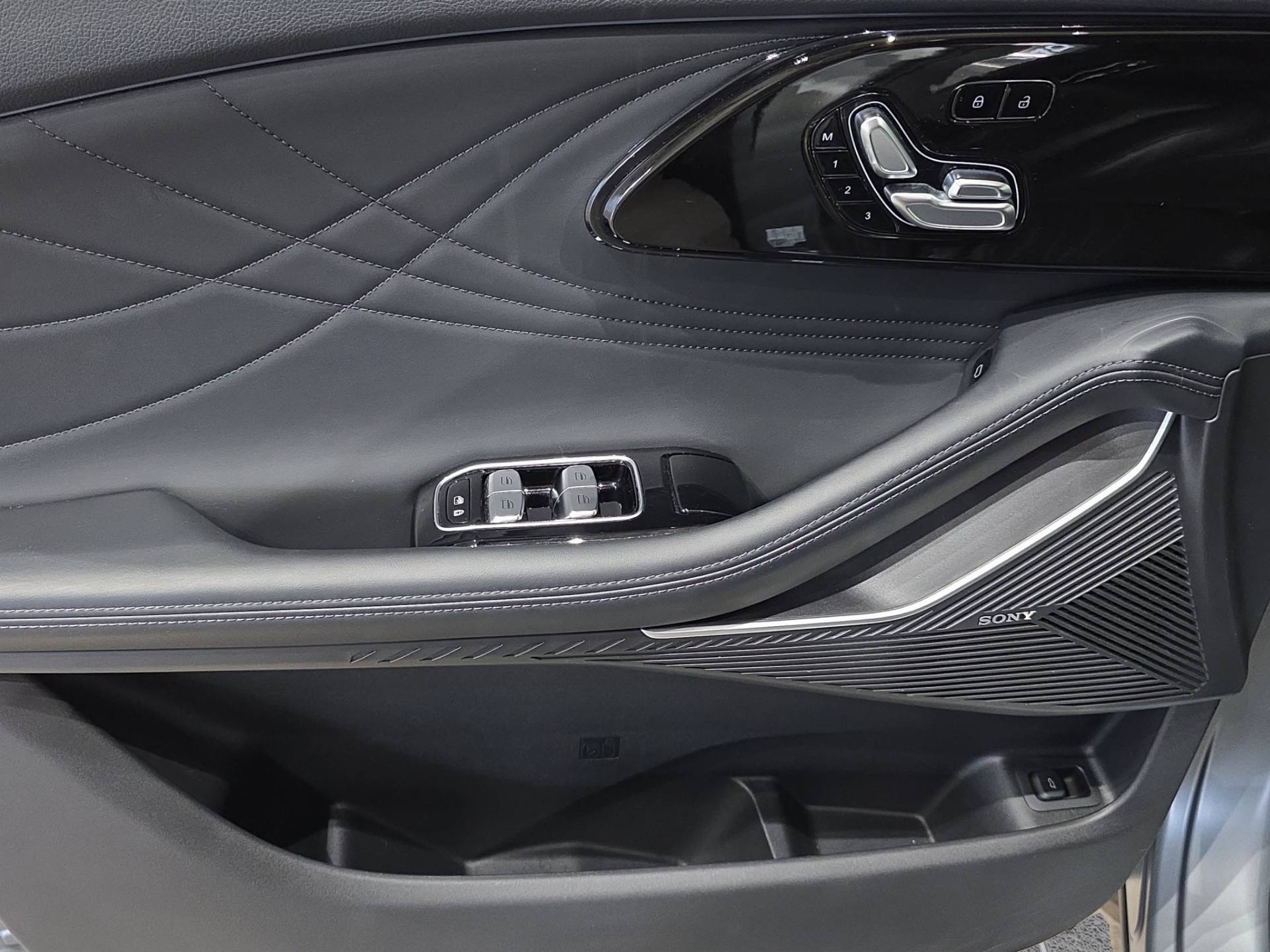 OMODA OMODA 9 Omoda 9 1.5 tgdi phev Premium i-awd usata in pronta consegna - Brandini