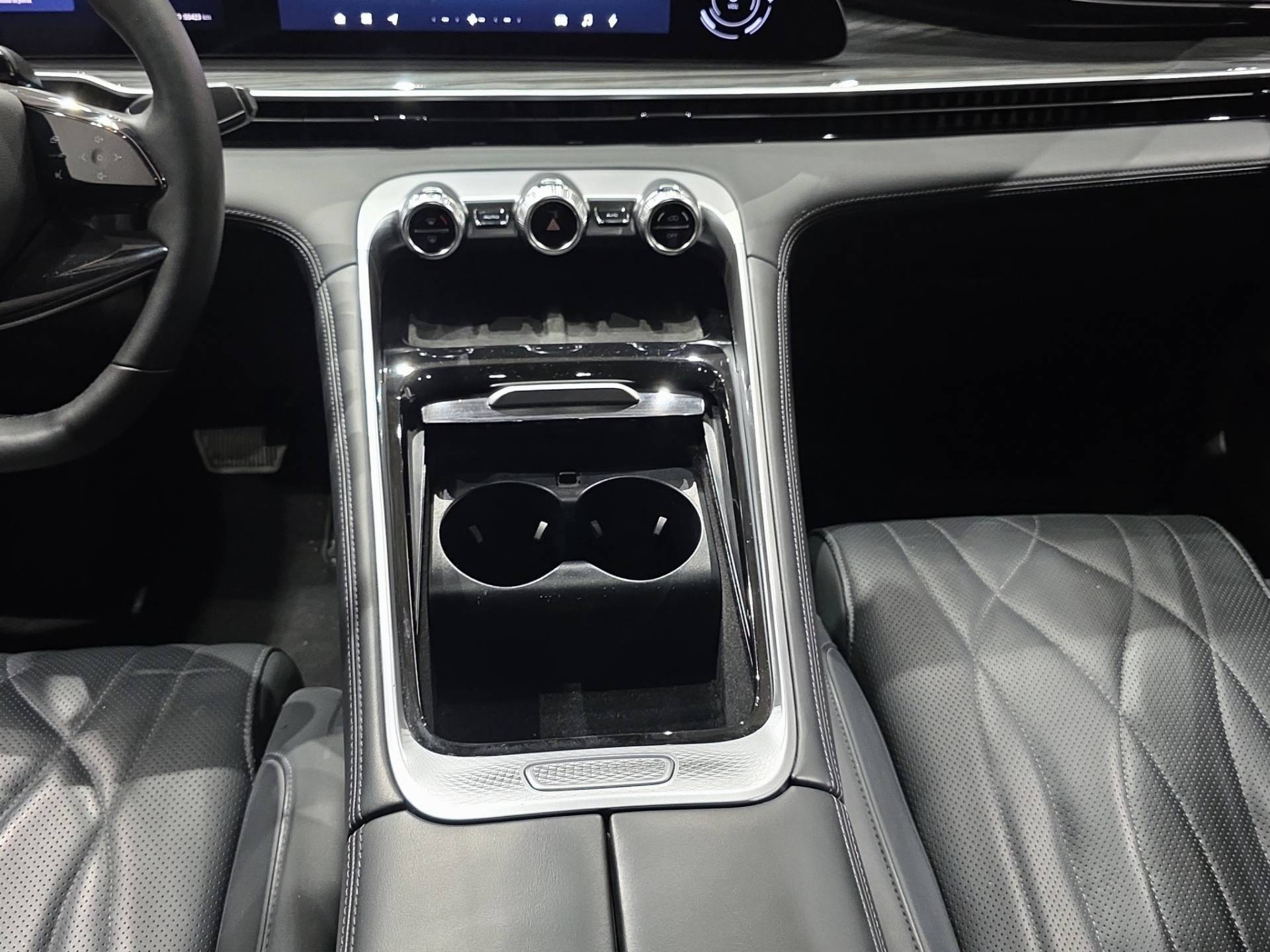 OMODA OMODA 9 Omoda 9 1.5 tgdi phev Premium i-awd usata in pronta consegna - Brandini