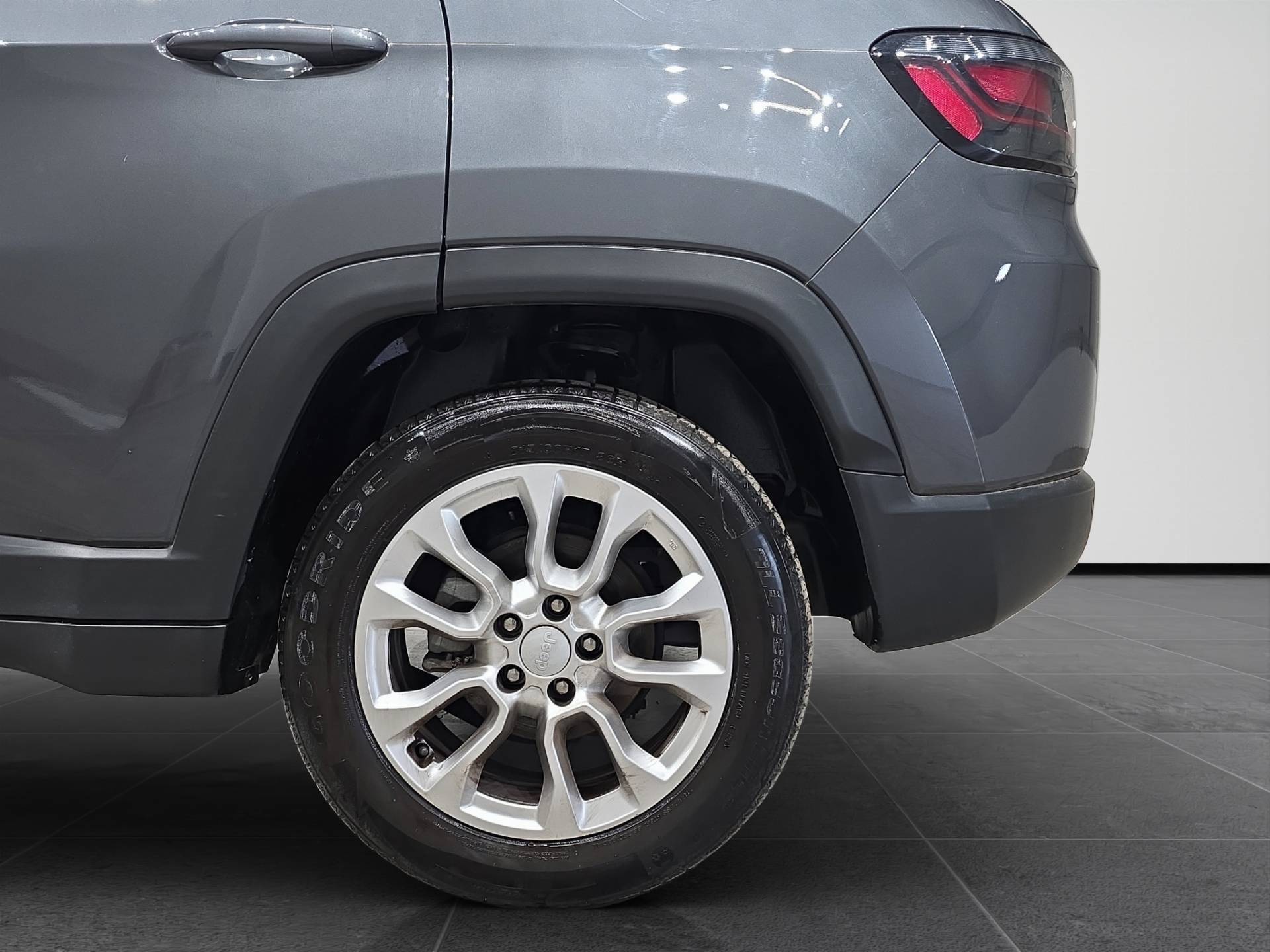 JEEP Compass Compass 1.6 mjt Longitude 2wd 130cv usata in pronta consegna - Brandini
