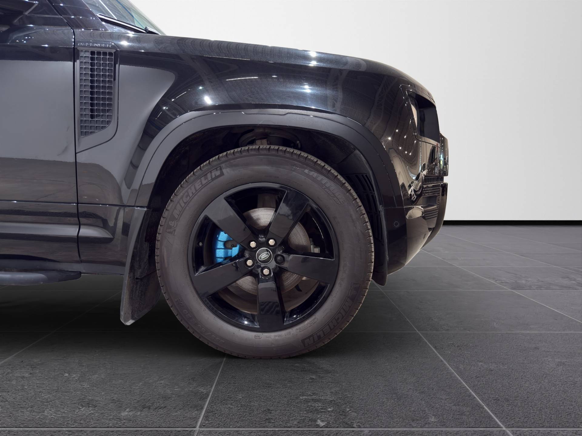 LAND ROVER Defender Defender 90 3.0d i6 mhev X-Dynamic HSE awd 250cv auto usata in pronta consegna - Brandini