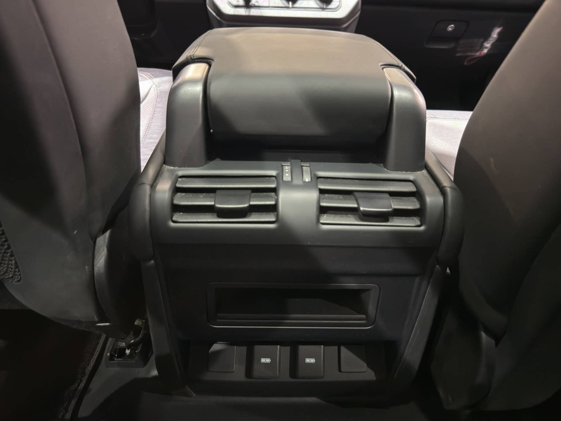 LAND ROVER Defender Defender 90 3.0d i6 mhev X-Dynamic HSE awd 250cv auto usata in pronta consegna - Brandini