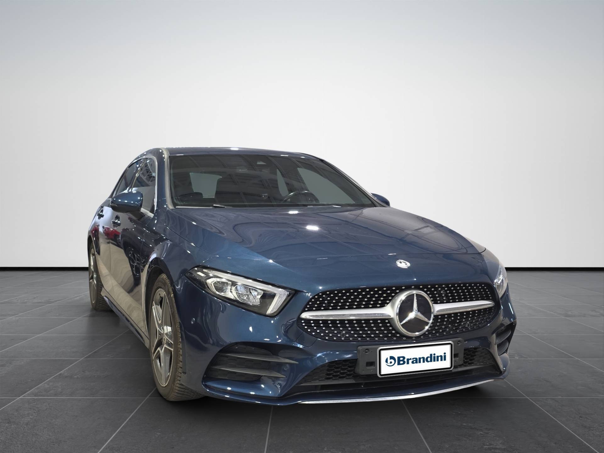 MERCEDES Classe A A 220 d Premium auto usata in pronta consegna - Brandini