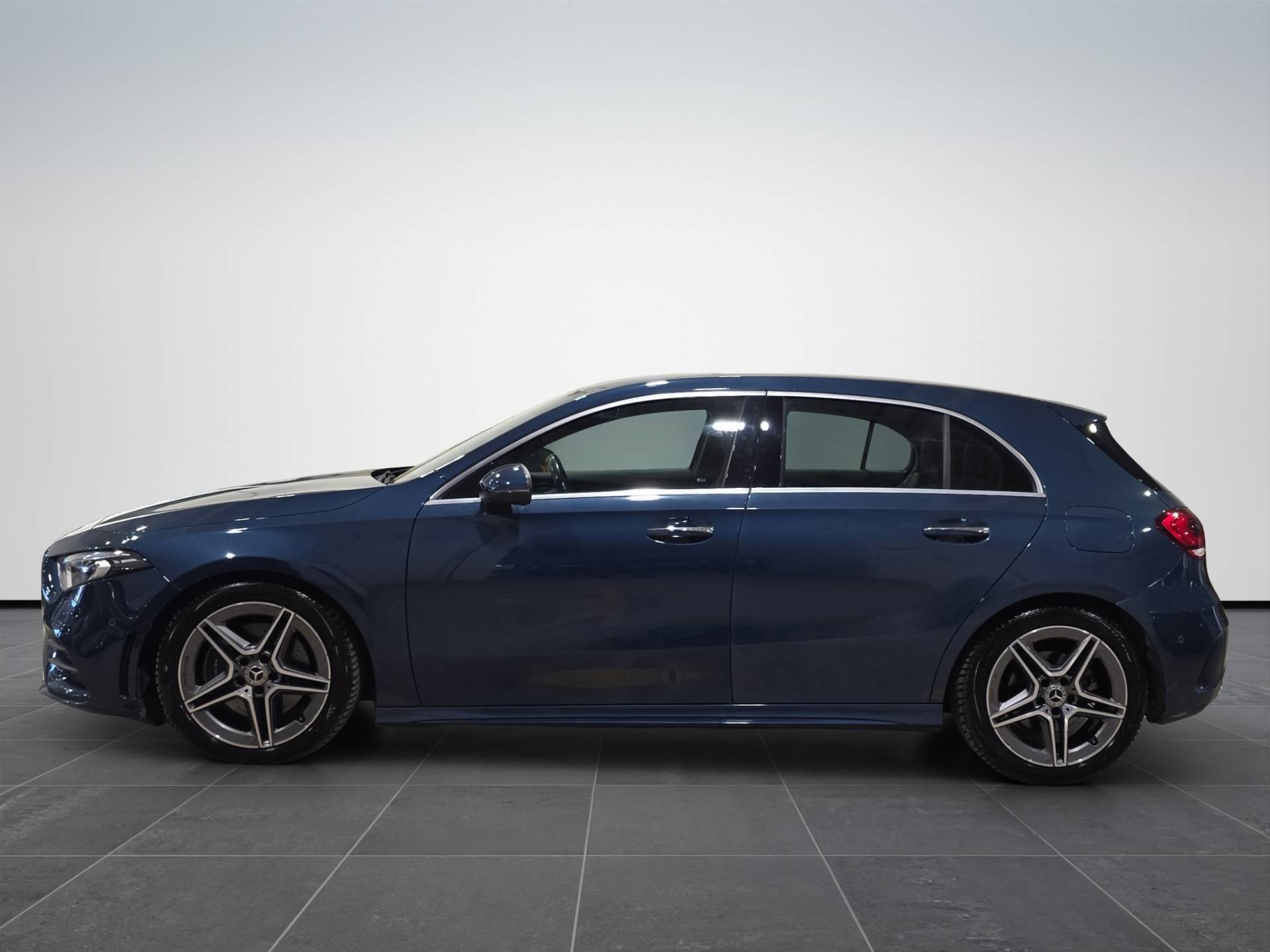 MERCEDES Classe A A 220 d Premium auto usata in pronta consegna - Brandini