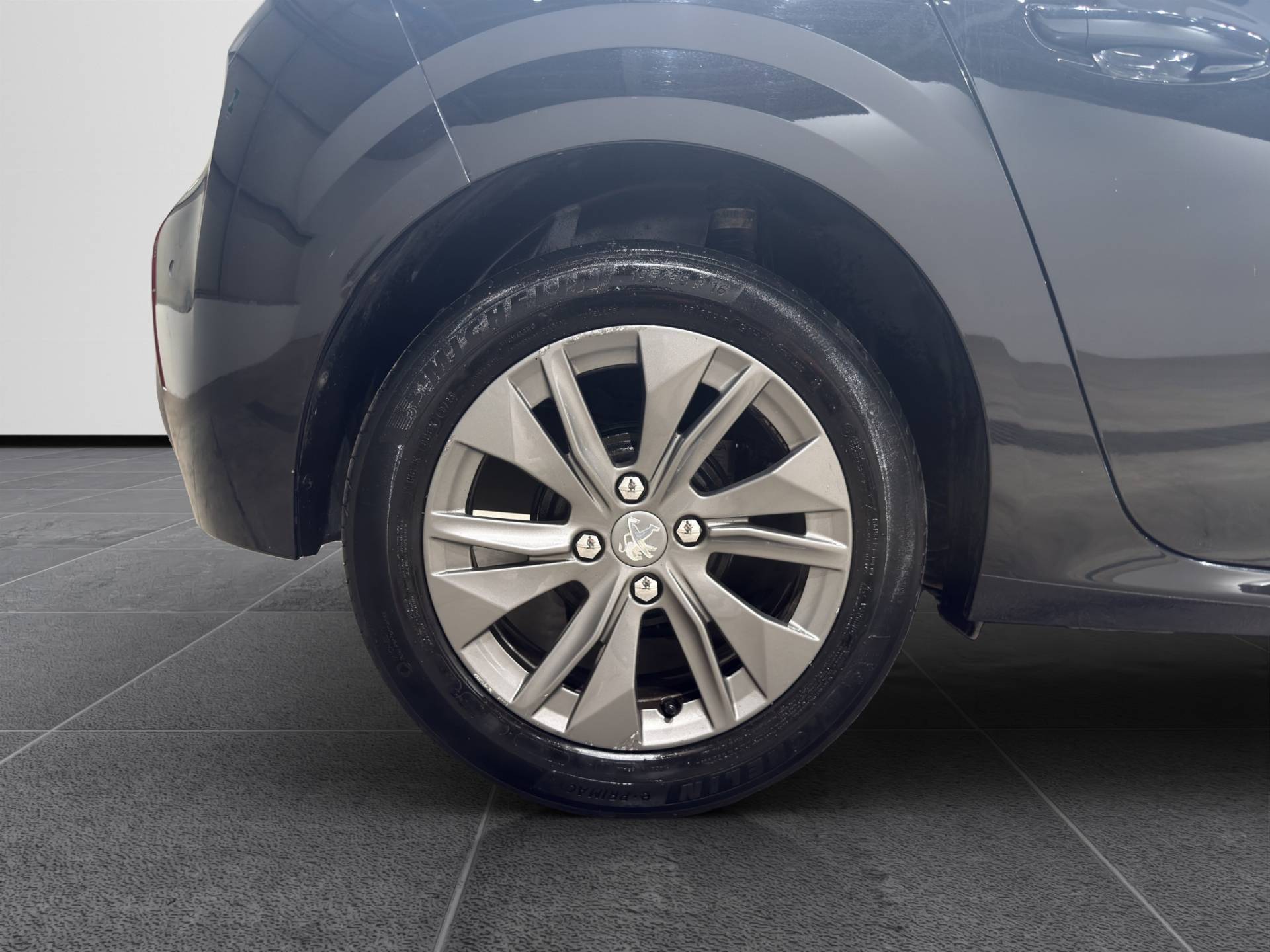 PEUGEOT 208 208 1.2 puretech Active Pack s&s 75cv usata in pronta consegna - Brandini