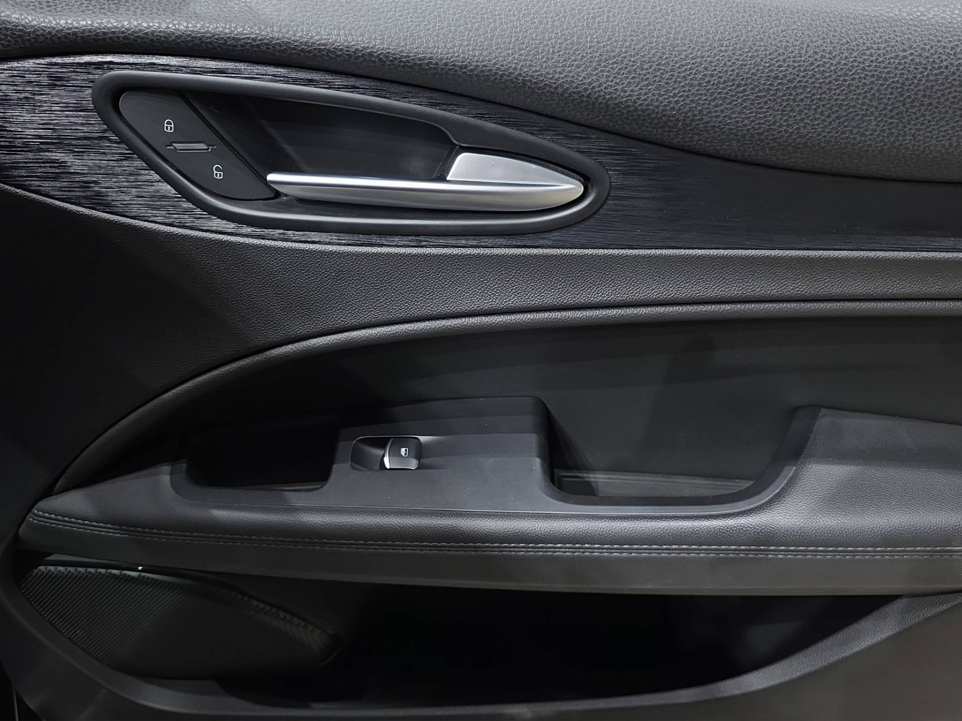 ALFA ROMEO Stelvio Stelvio 2.2 t Super Q4 210cv auto usata in pronta consegna - Brandini