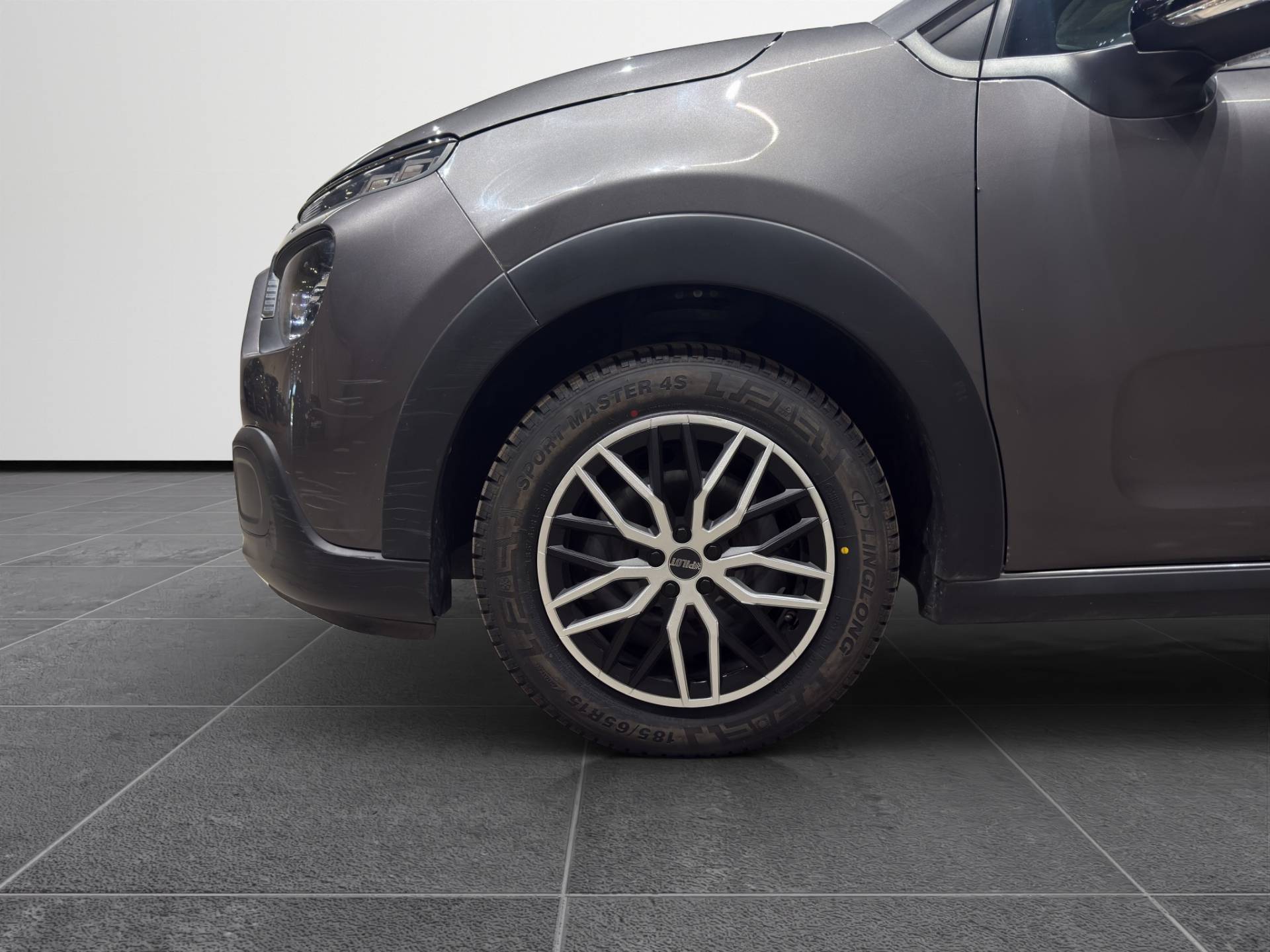 CITROEN C3 C3 1.2 puretech Shine s&s 83cv neopatentati my20 usata in pronta consegna - Brandini