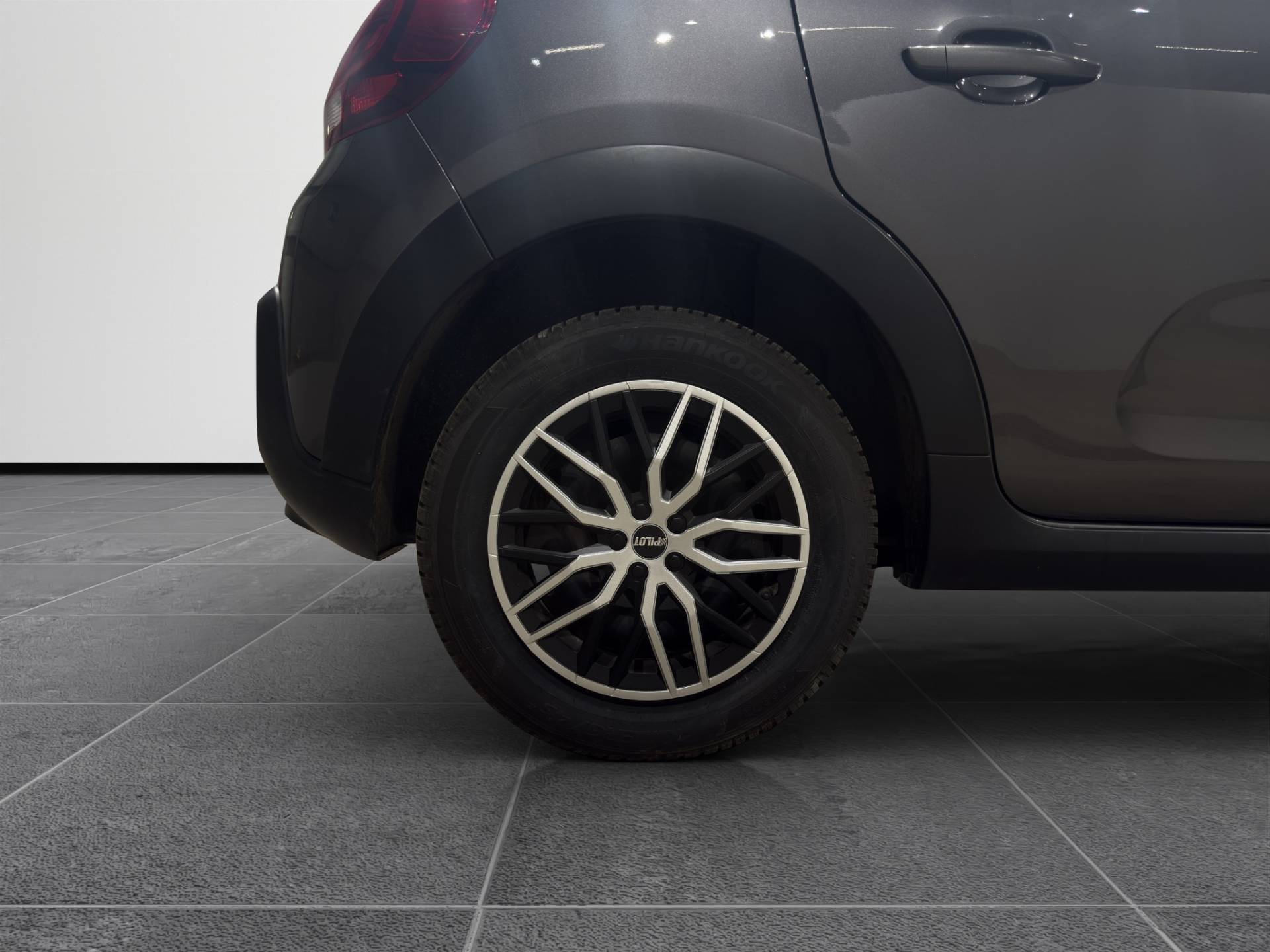 CITROEN C3 C3 1.2 puretech Shine s&s 83cv neopatentati my20 usata in pronta consegna - Brandini
