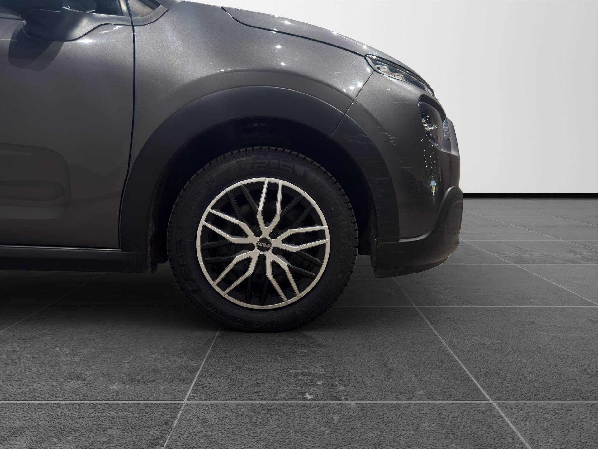 CITROEN C3 C3 1.2 puretech Shine s&s 83cv neopatentati my20 usata in pronta consegna - Brandini