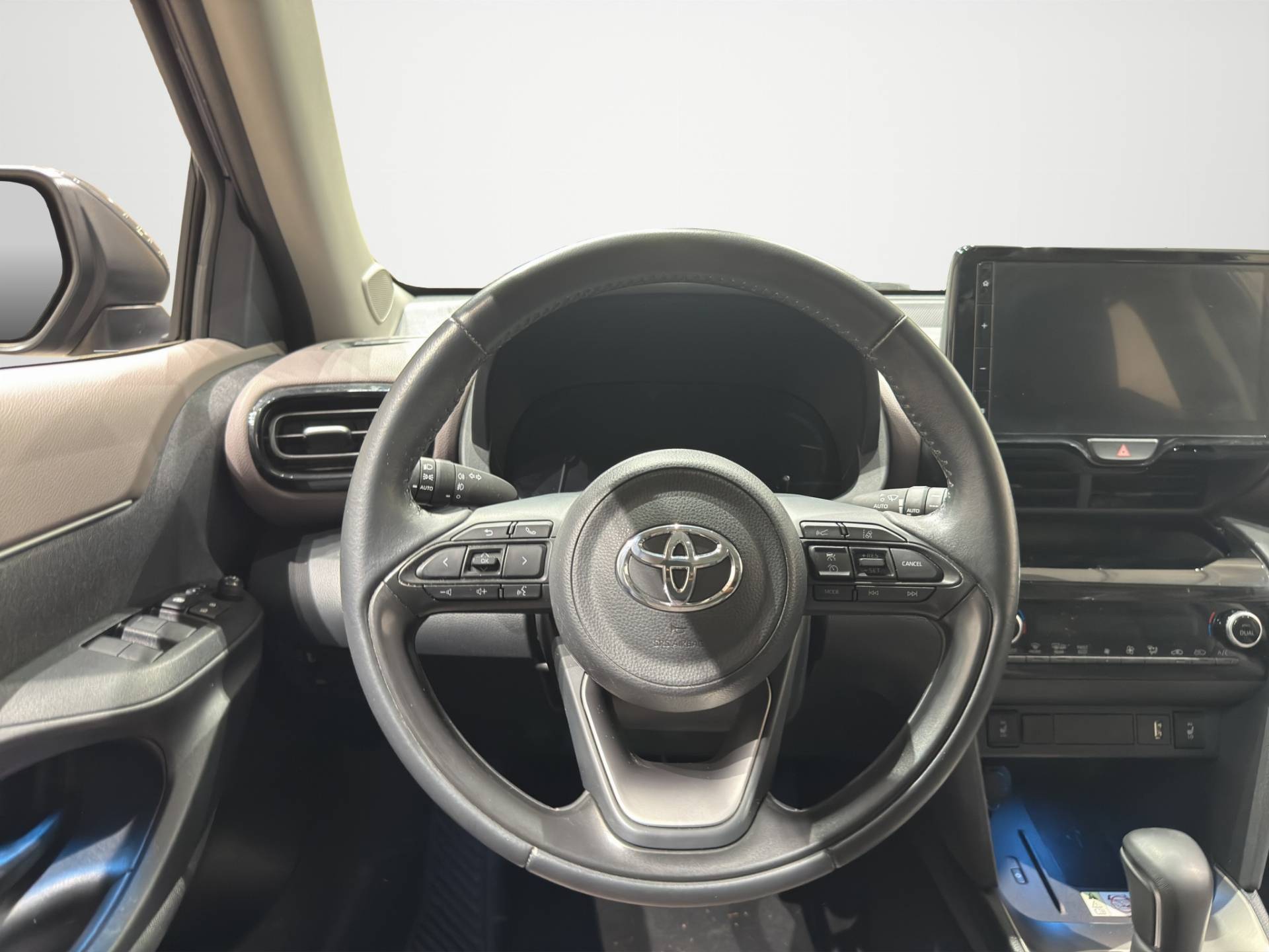 Auto Venduta - TOYOTA Yaris Cross Yaris Cross 1.5h Lounge fwd 116cv e-cvt usata in pronta consegna - Brandini