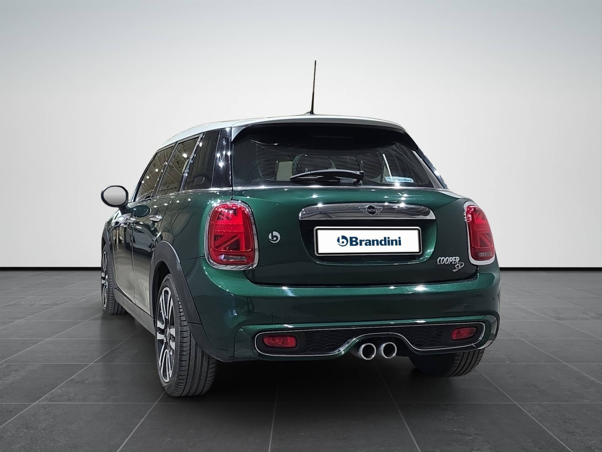 MINI Mini Mini 5p 2.0 Cooper SD Hype auto usata in pronta consegna - Brandini