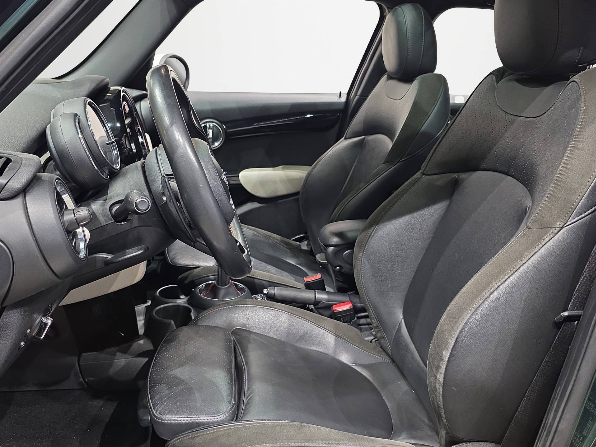 MINI Mini Mini 5p 2.0 Cooper SD Hype auto usata in pronta consegna - Brandini