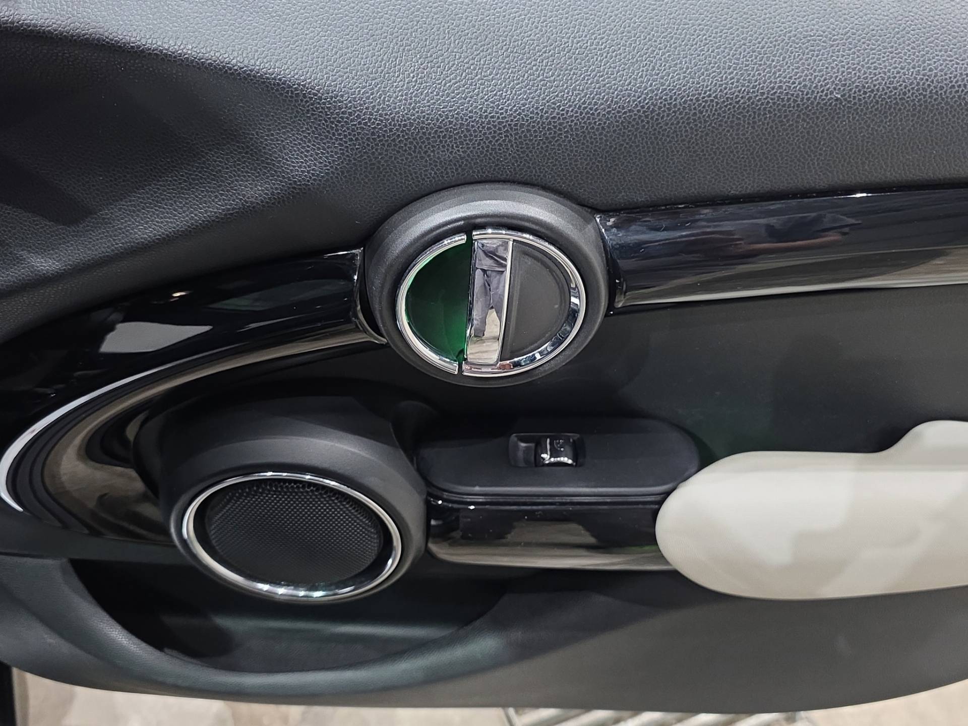 MINI Mini Mini 5p 2.0 Cooper SD Hype auto usata in pronta consegna - Brandini