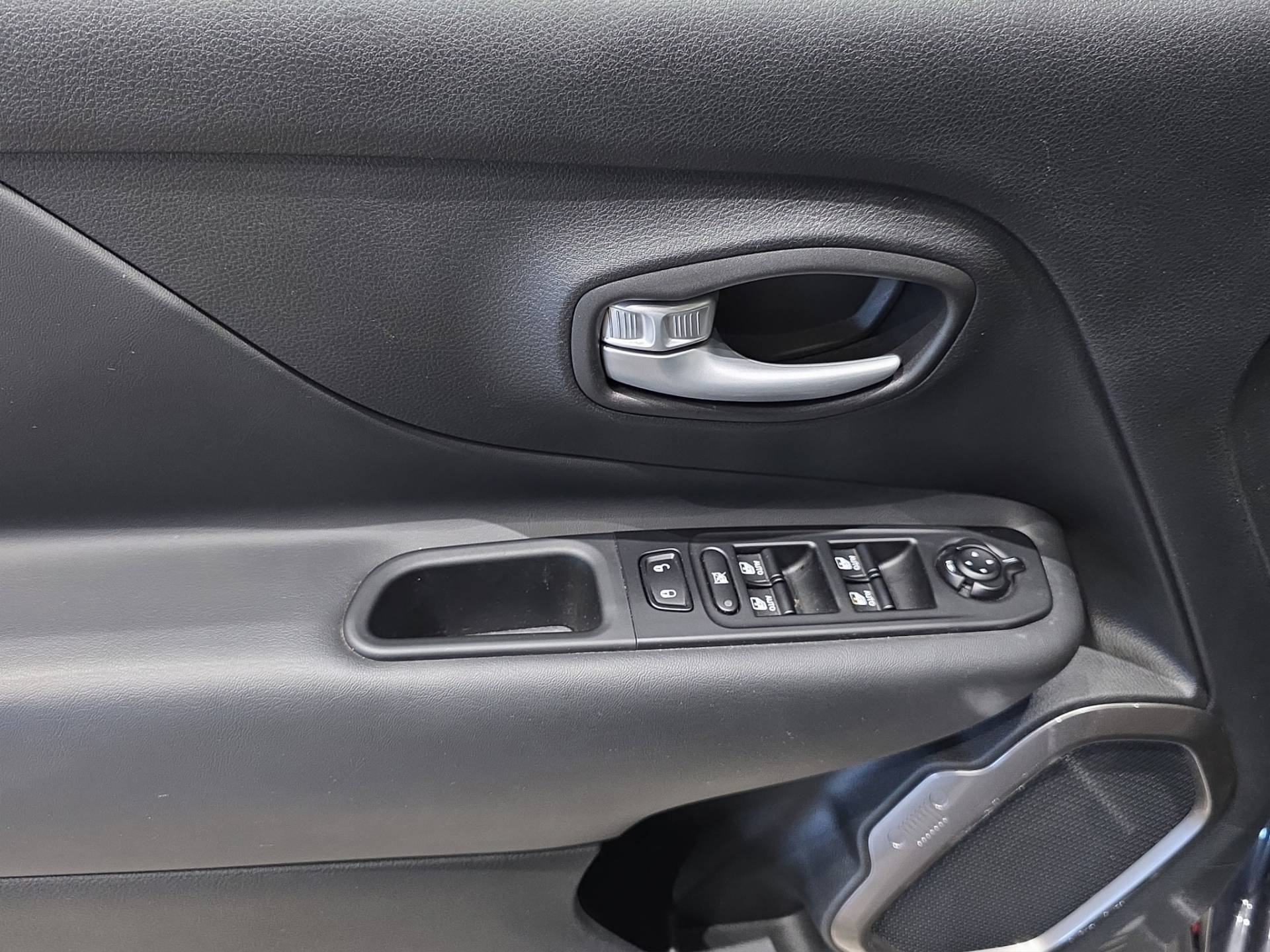 Auto Venduta - JEEP Renegade Renegade 1.5 turbo t4 mhev Summit 2wd dct usata in pronta consegna - Brandini