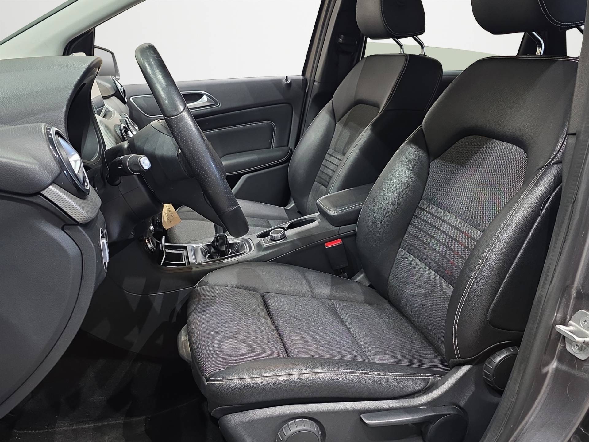 Auto Venduta - MERCEDES Classe B B 180 d (cdi)  Sport usata in pronta consegna - Brandini