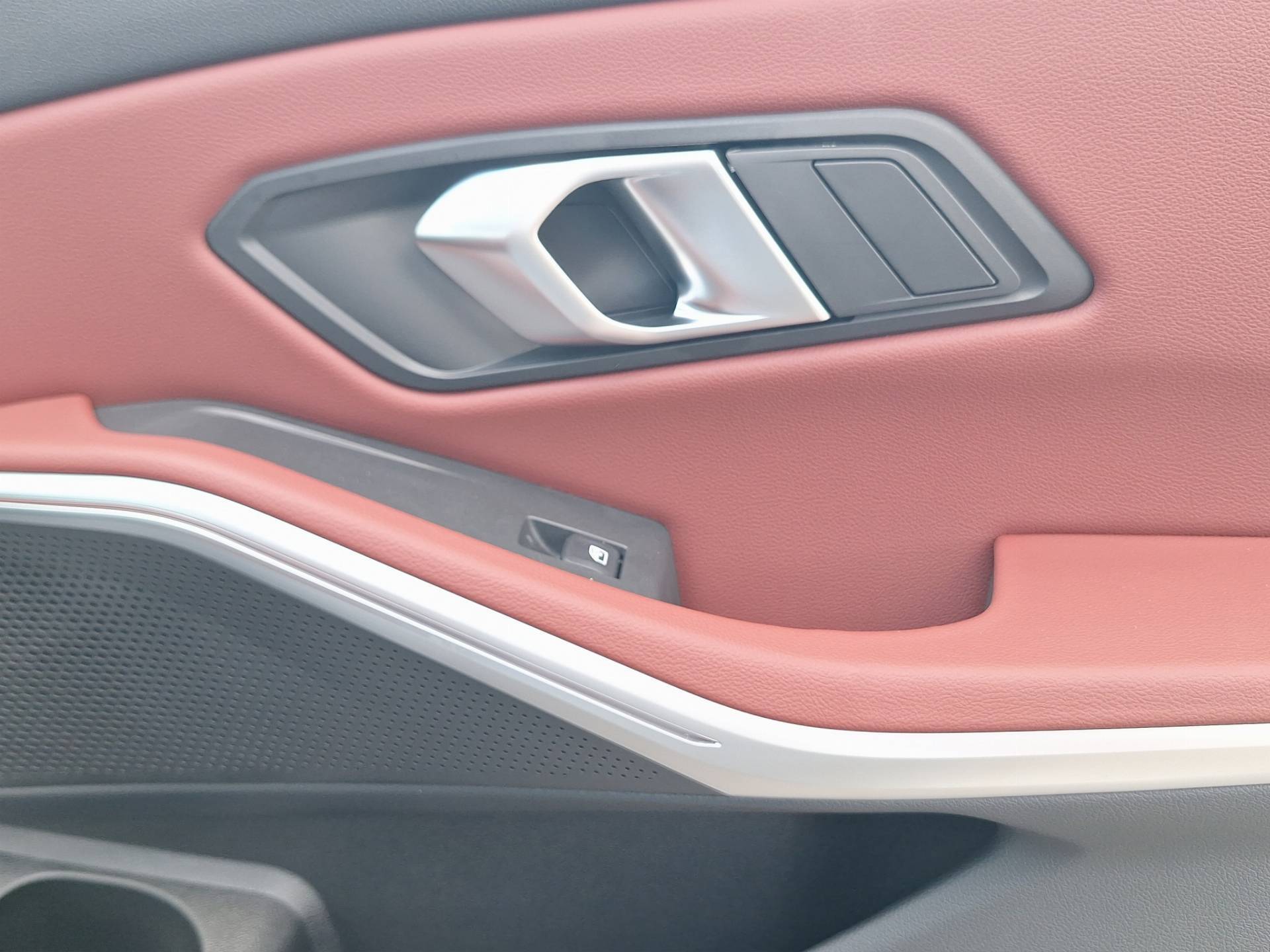 BMW Serie 3 Berlina 320d mhev 48V auto usata in pronta consegna - Brandini