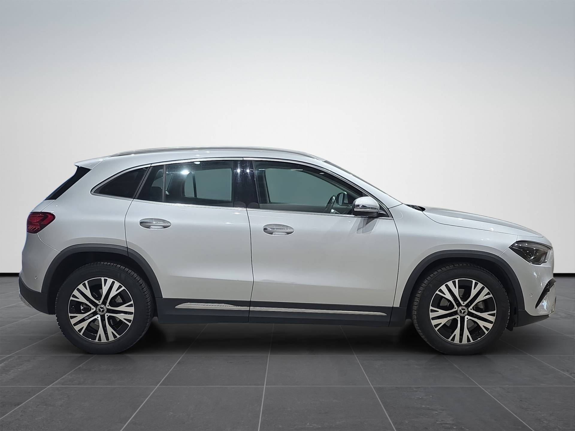 MERCEDES GLA GLA 200 d Business Extra auto usata in pronta consegna - Brandini