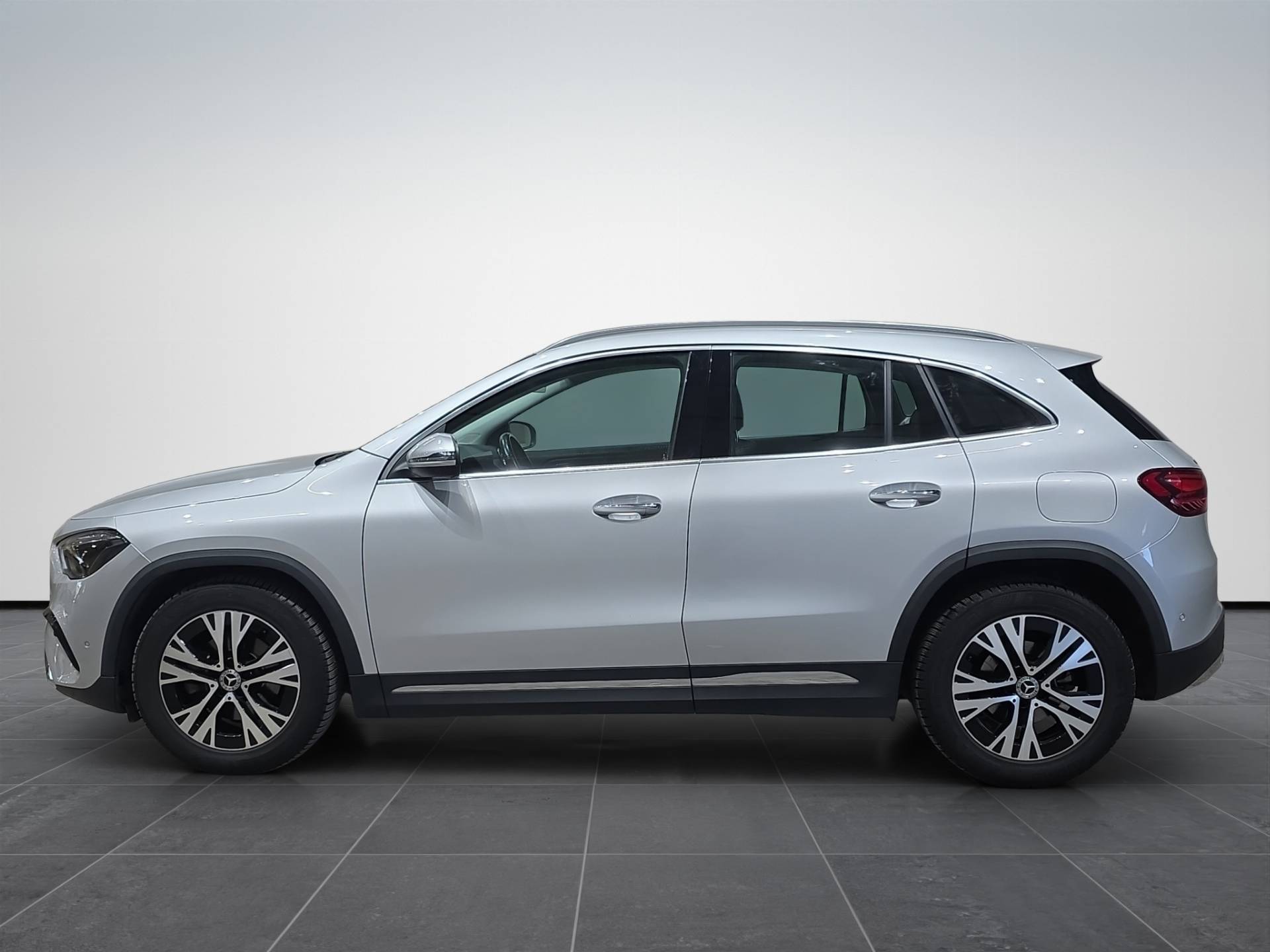 MERCEDES GLA GLA 200 d Business Extra auto usata in pronta consegna - Brandini