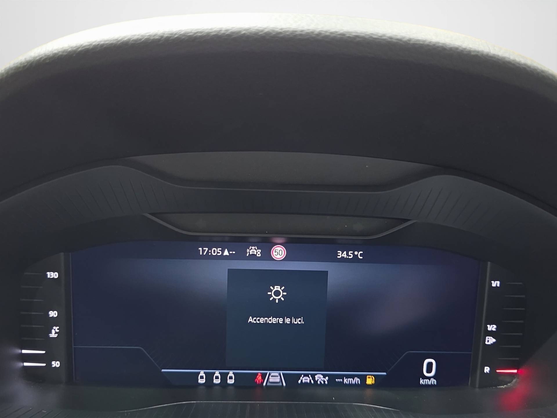 SKODA Karoq Karoq 1.5 tsi Style usata in pronta consegna - Brandini
