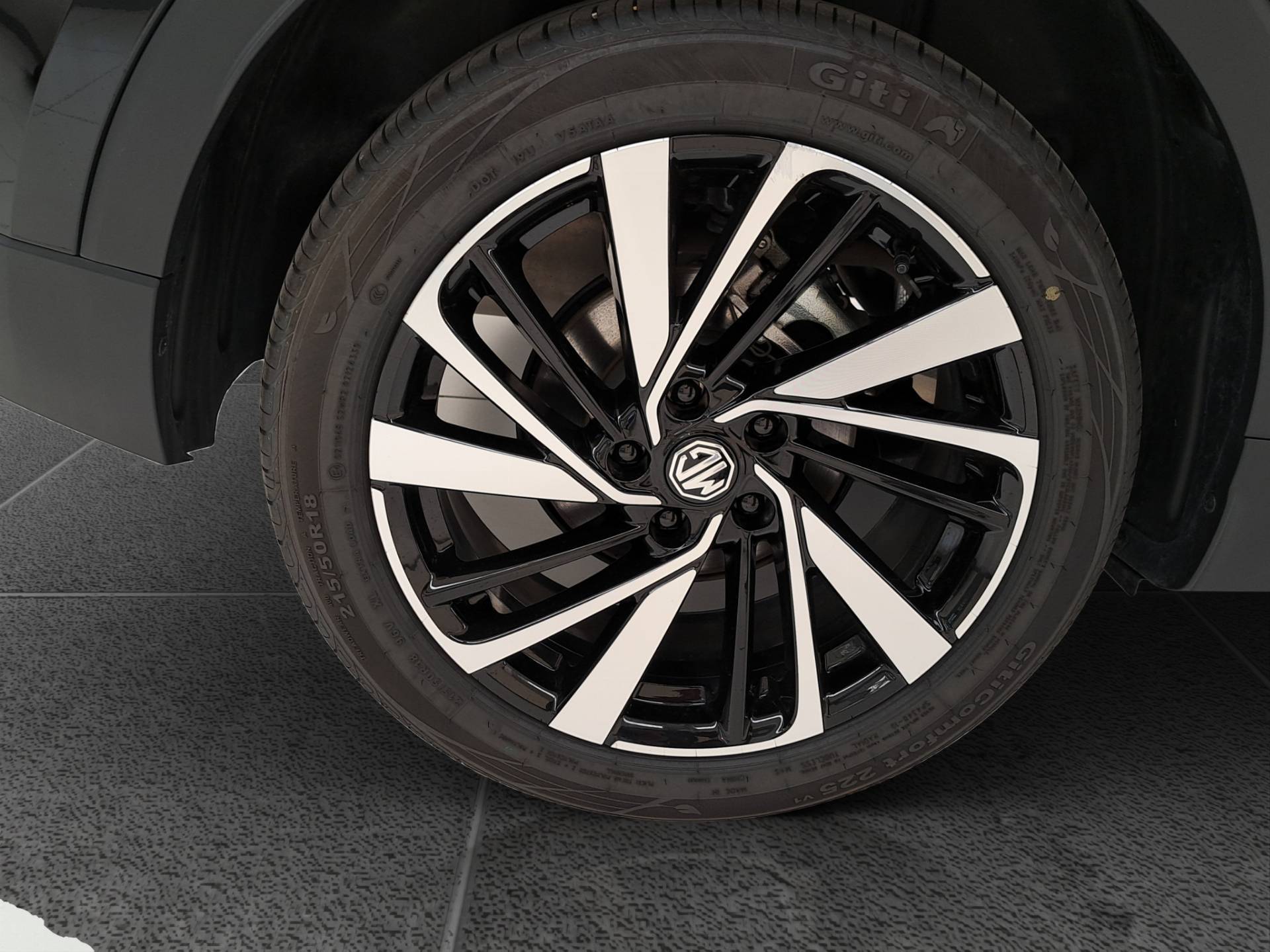MG ZS ZS 1.5 hybrid+ Luxury auto usata in pronta consegna - Brandini