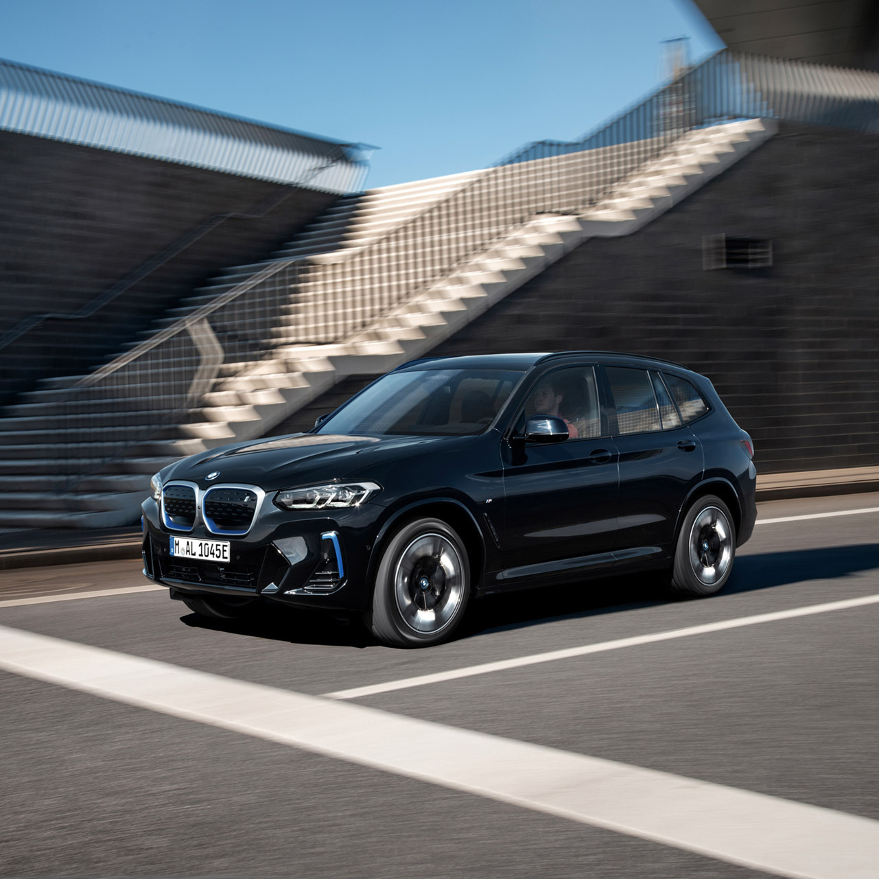 BMW iX3