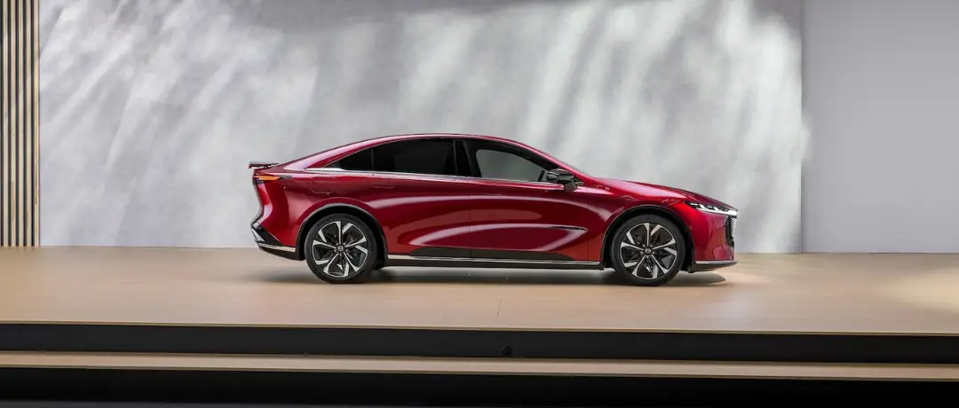 MAZDA 6e
